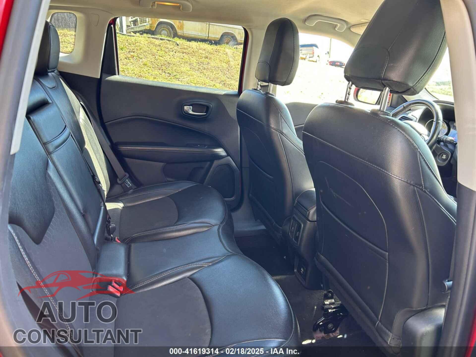 JEEP COMPASS 2020 - 3C4NJDBB8LT149014