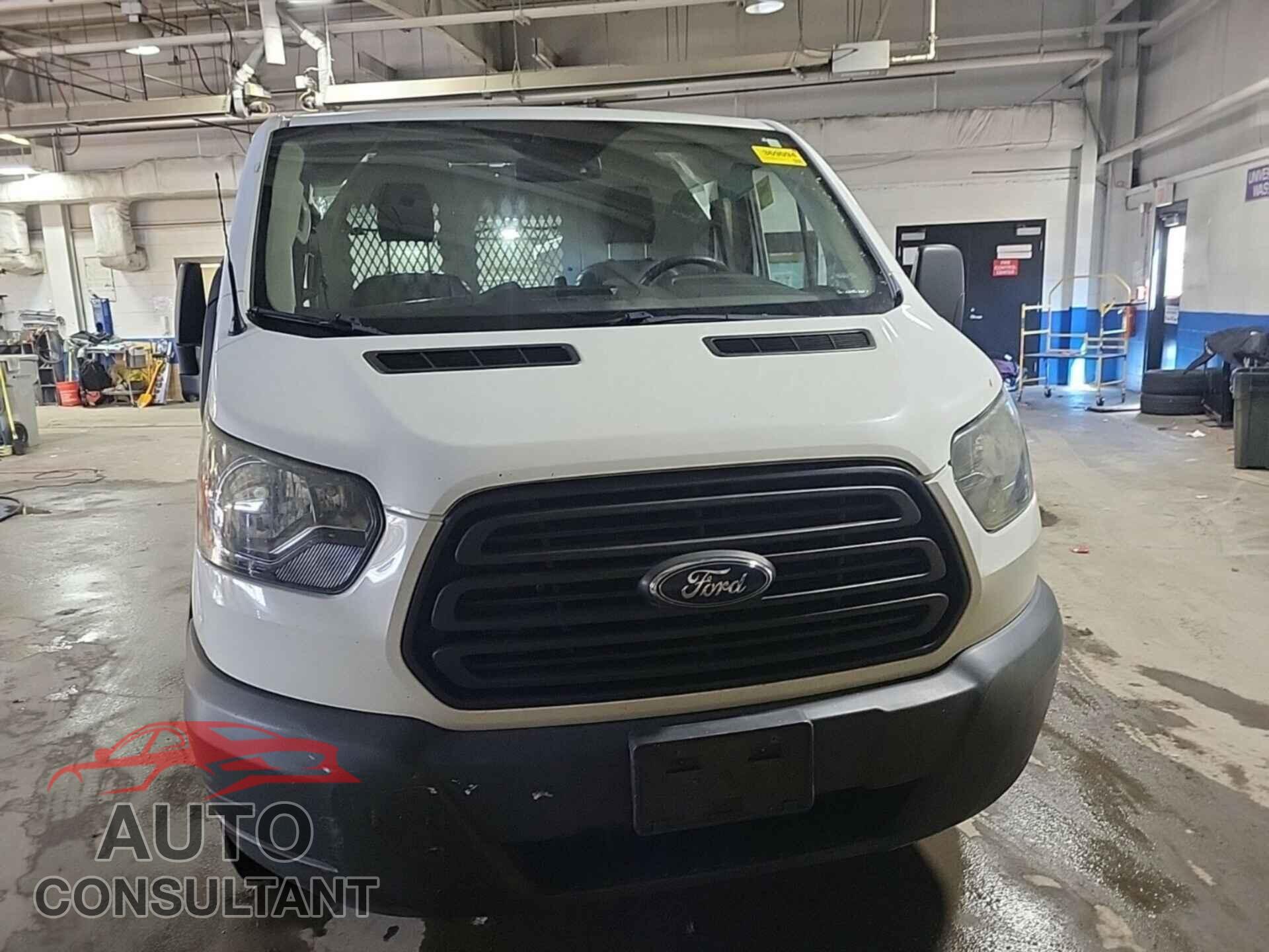 FORD TRANSIT 2015 - 1FTNE2YM2FKB32295