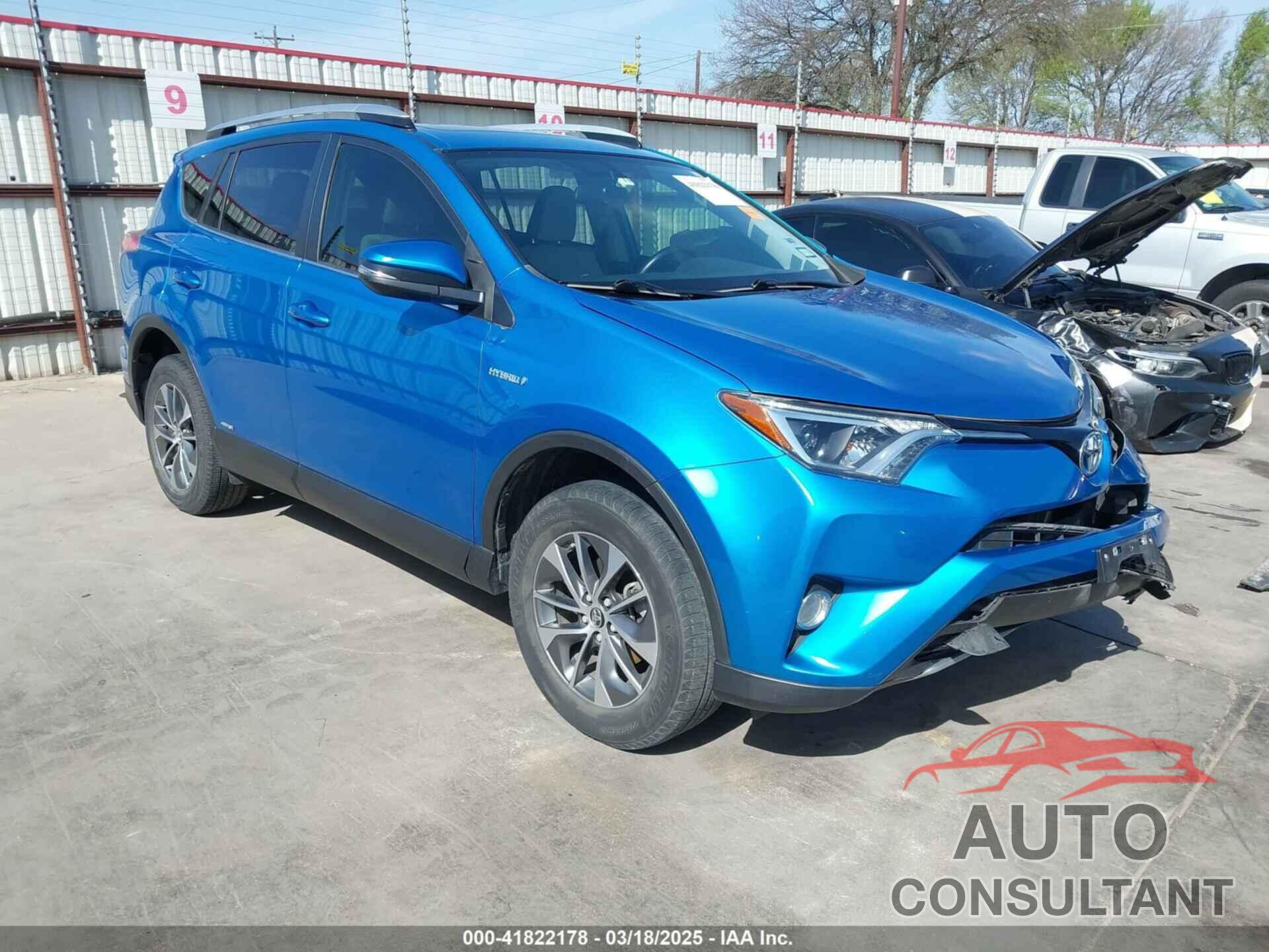TOYOTA RAV4 HYBRID 2016 - JTMRJREV5GD014170