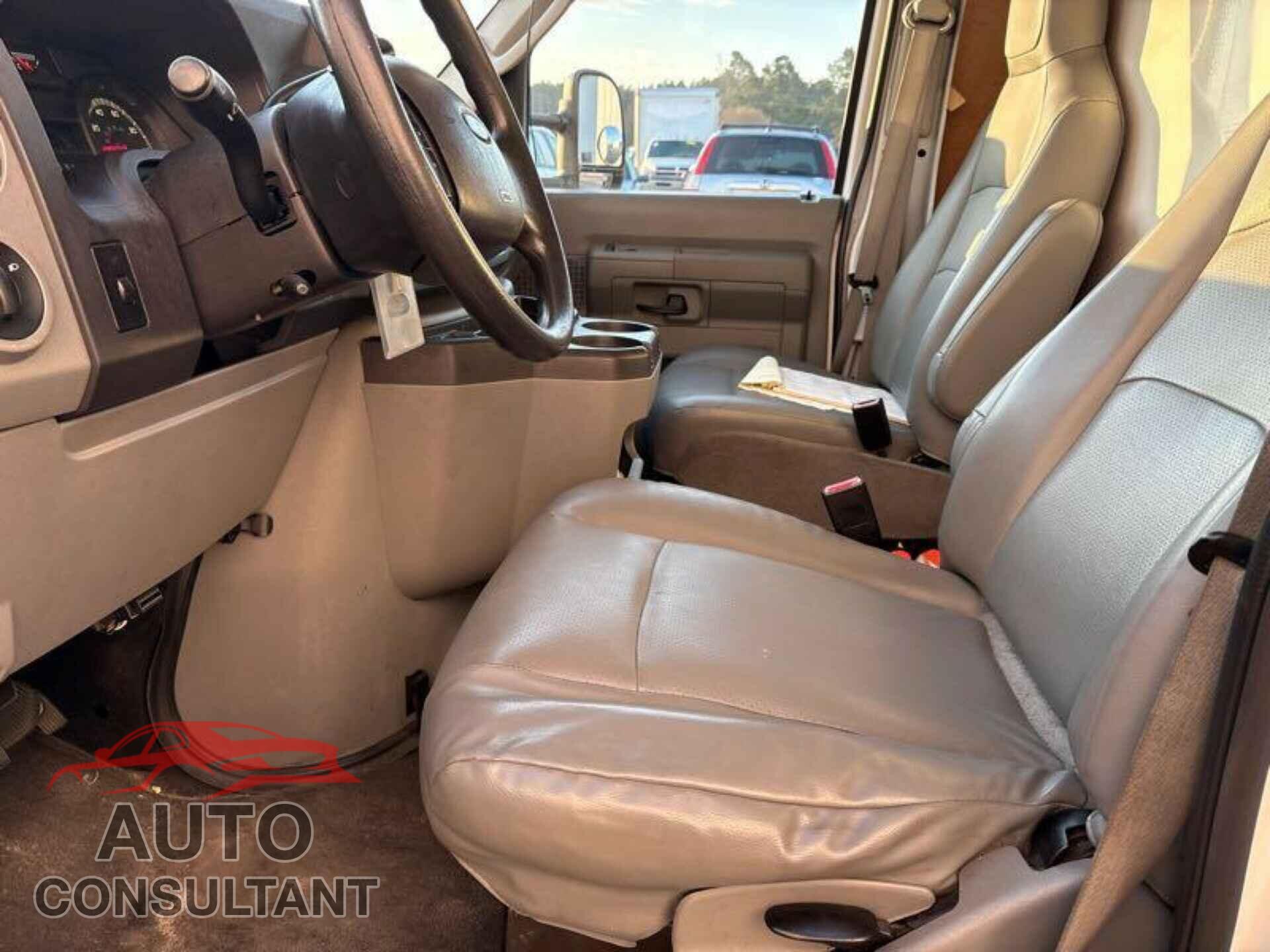 FORD E-450 CUTAWAY 2011 - 1FDXE4FL1BDB20468