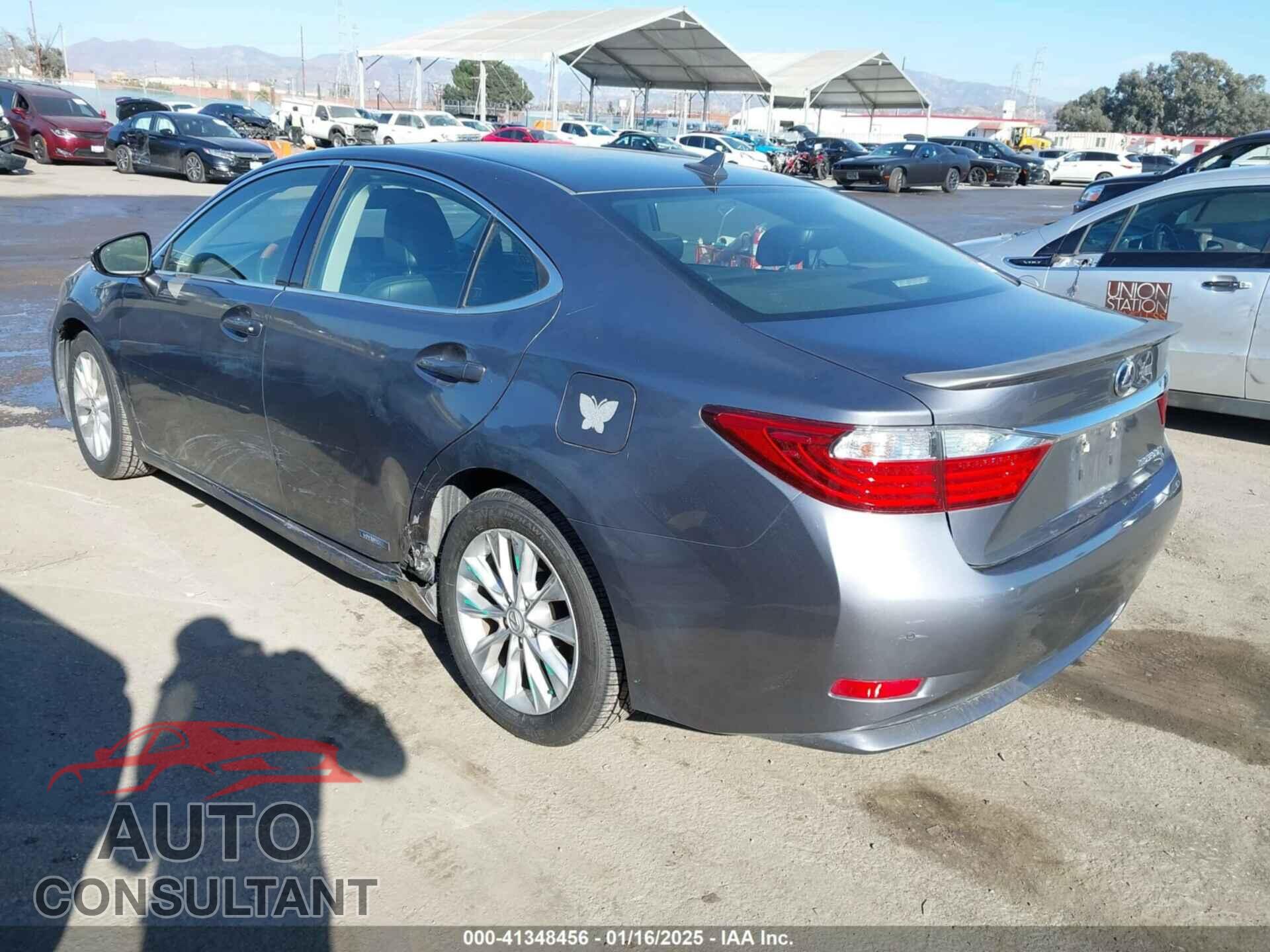 LEXUS ES 300H 2013 - JTHBW1GG9D2021535