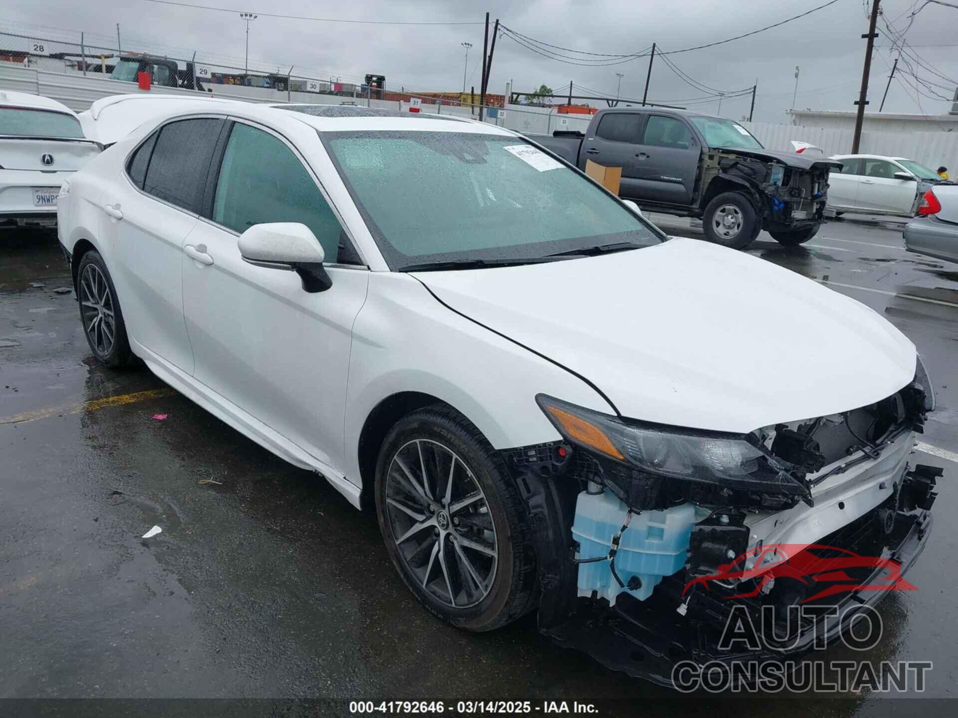 TOYOTA CAMRY HYBRID 2024 - 4T1S31AK0RU631502