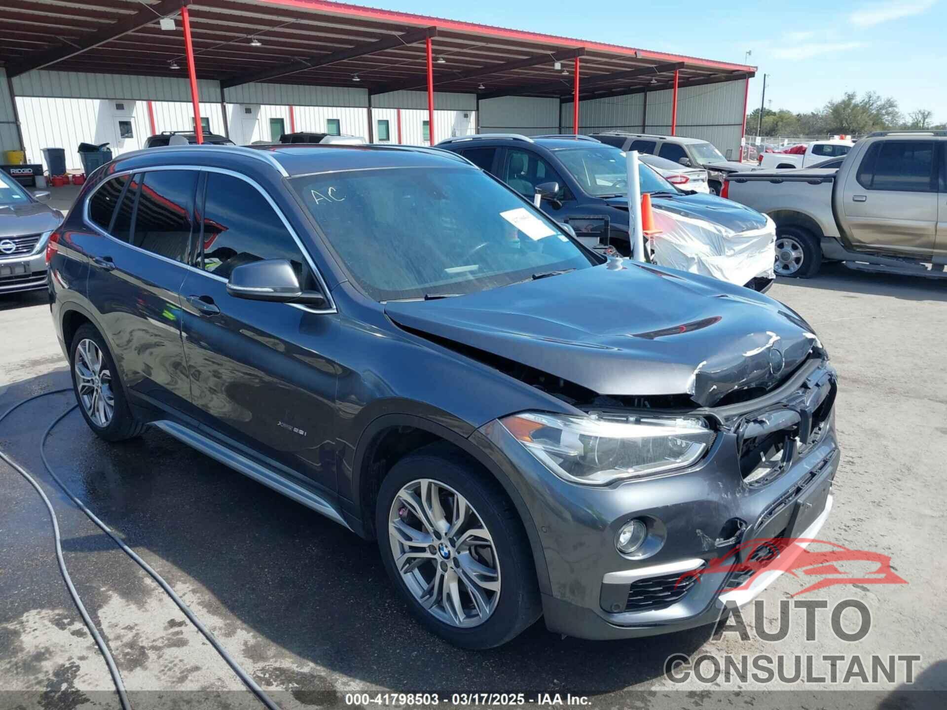 BMW X1 2017 - WBXHT3Z33H4A65198