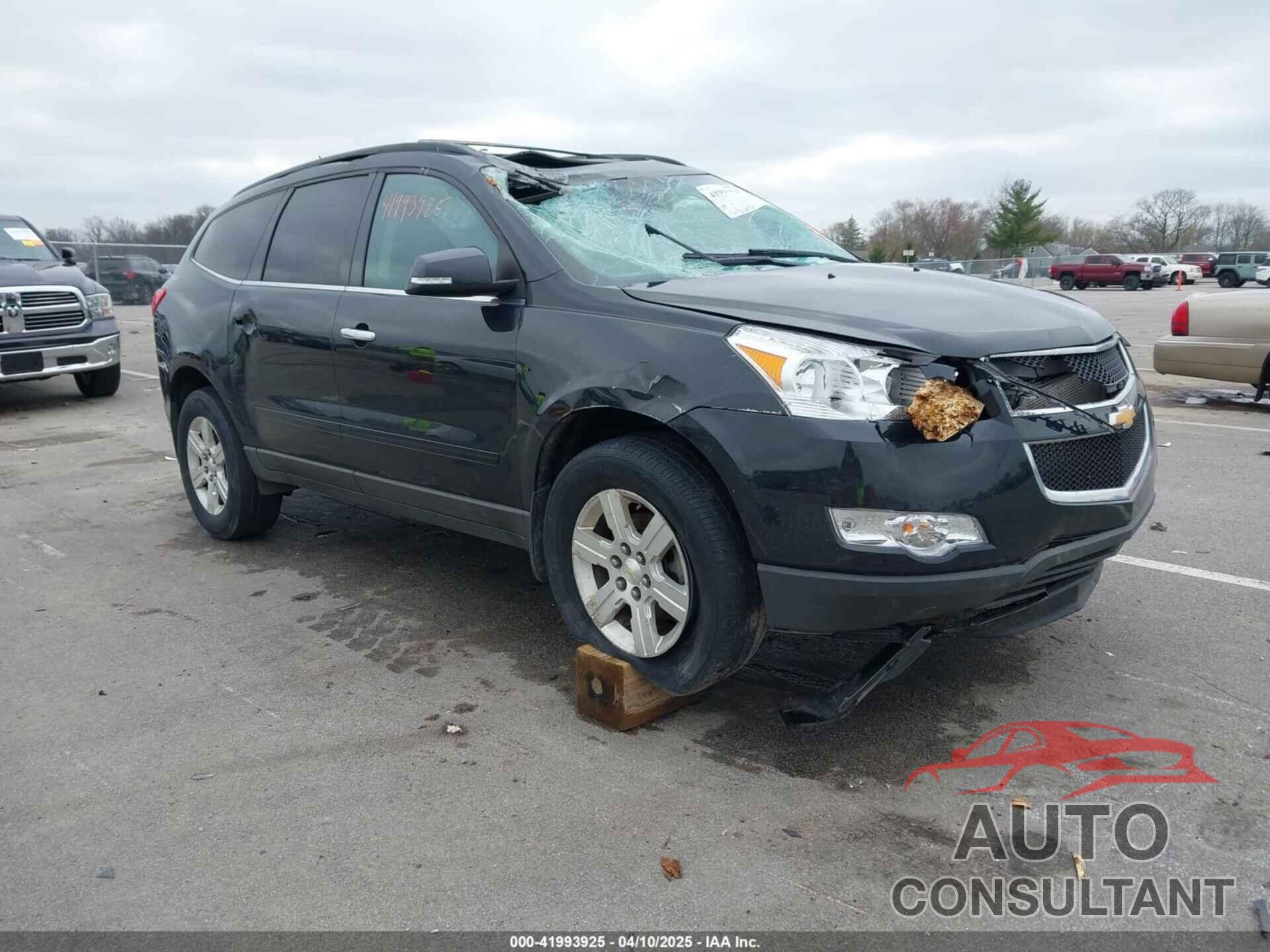 CHEVROLET TRAVERSE 2011 - 1GNKRGED1BJ303859