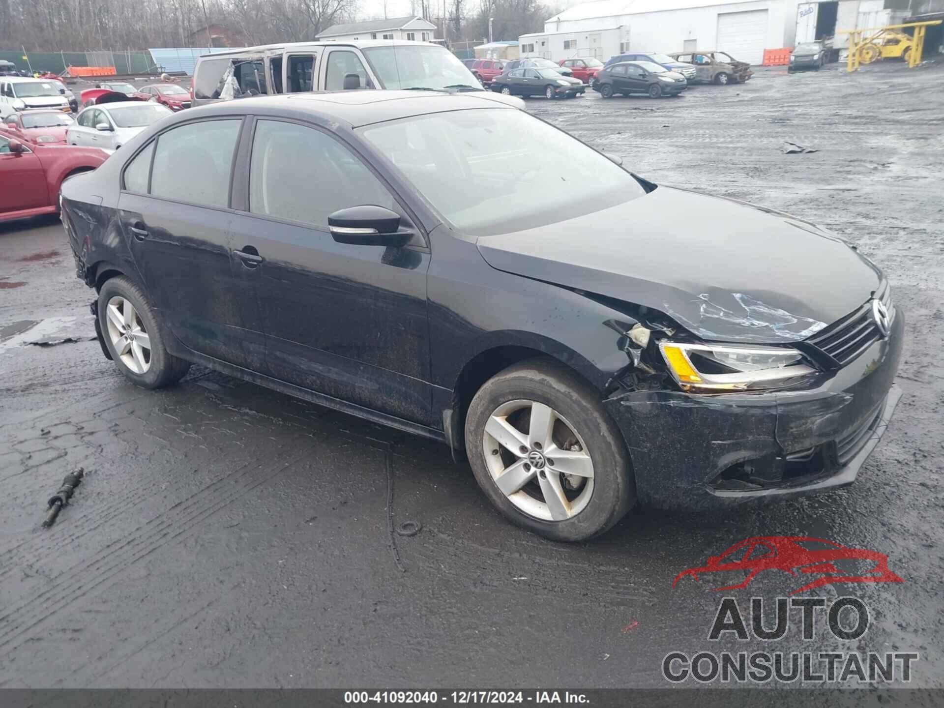 VOLKSWAGEN JETTA 2012 - 3VW3L7AJ7CM420552