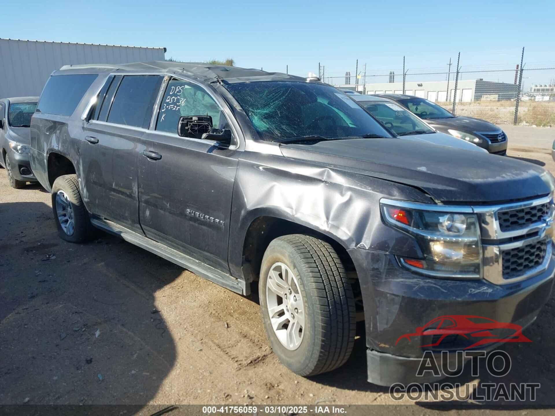 CHEVROLET SUBURBAN 1500 2015 - 1GNSKJKCXFR701284