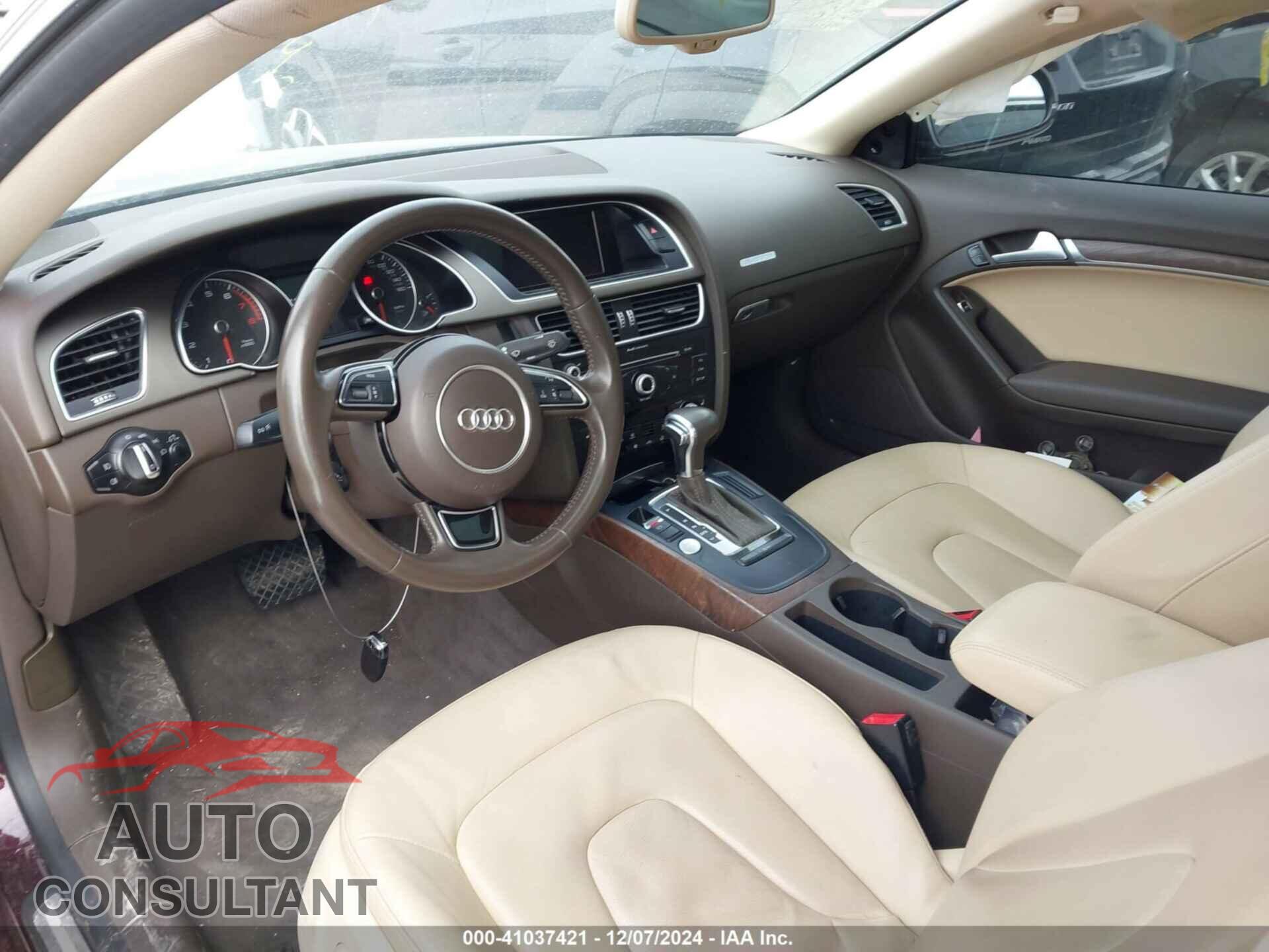 AUDI A5 2014 - WAULFAFR5EA036384