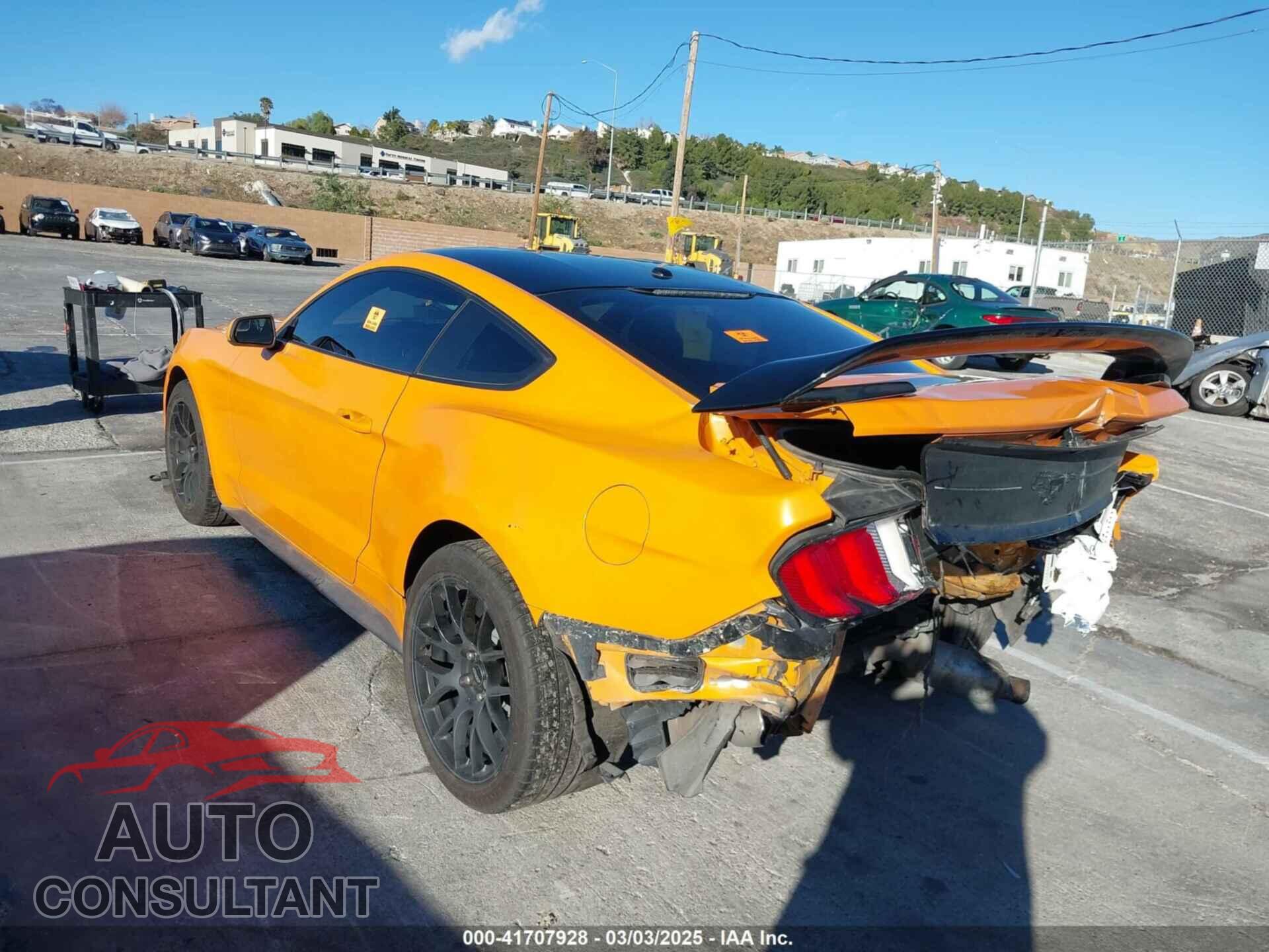 FORD MUSTANG 2019 - 1FA6P8TH8K5202795