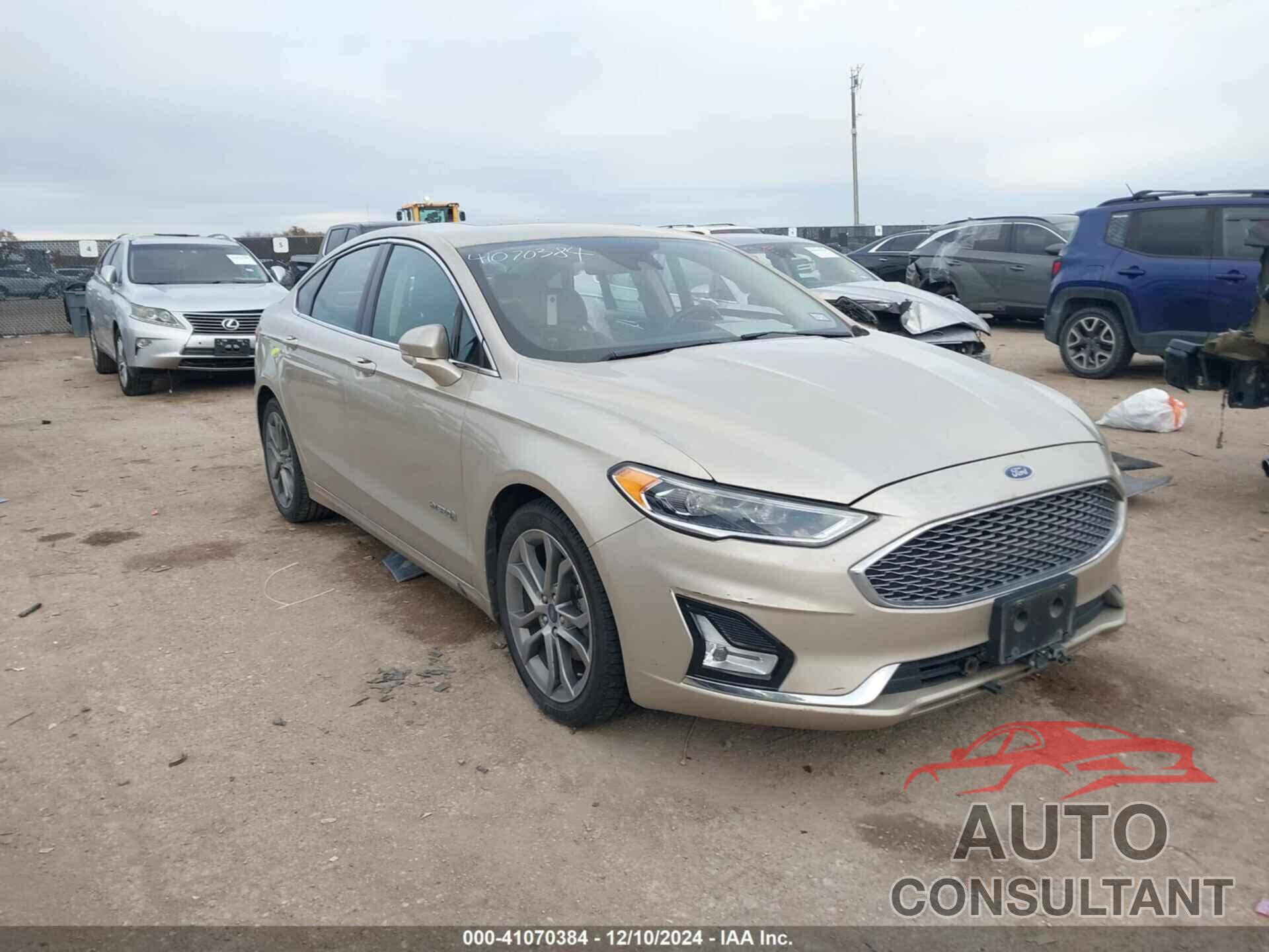 FORD FUSION HYBRID 2019 - 3FA6P0RU4KR144431