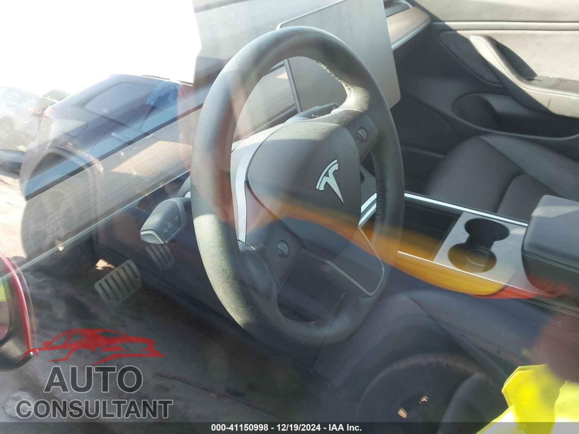 TESLA MODEL 3 2021 - 5YJ3E1EC2MF926060