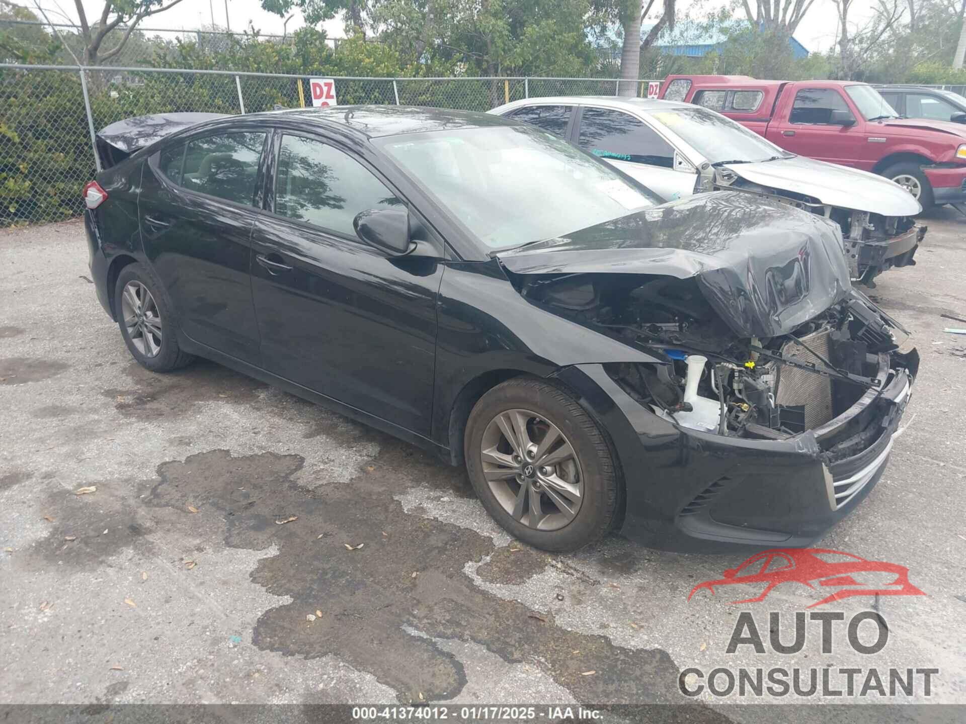 HYUNDAI ELANTRA 2018 - 5NPD84LF7JH300625