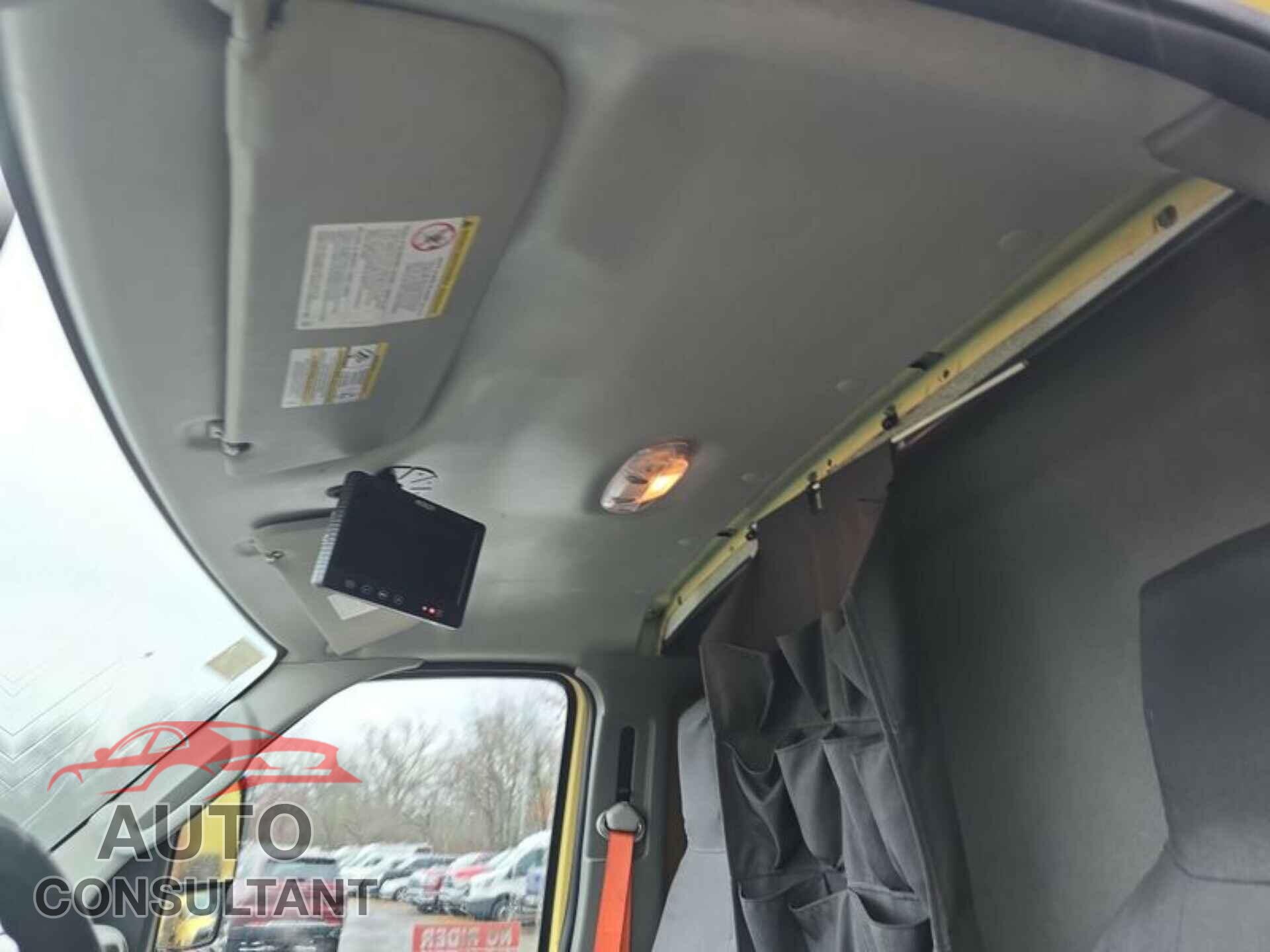 FORD ECONOLINE 2019 - 1FDXE4FS2KDC22529