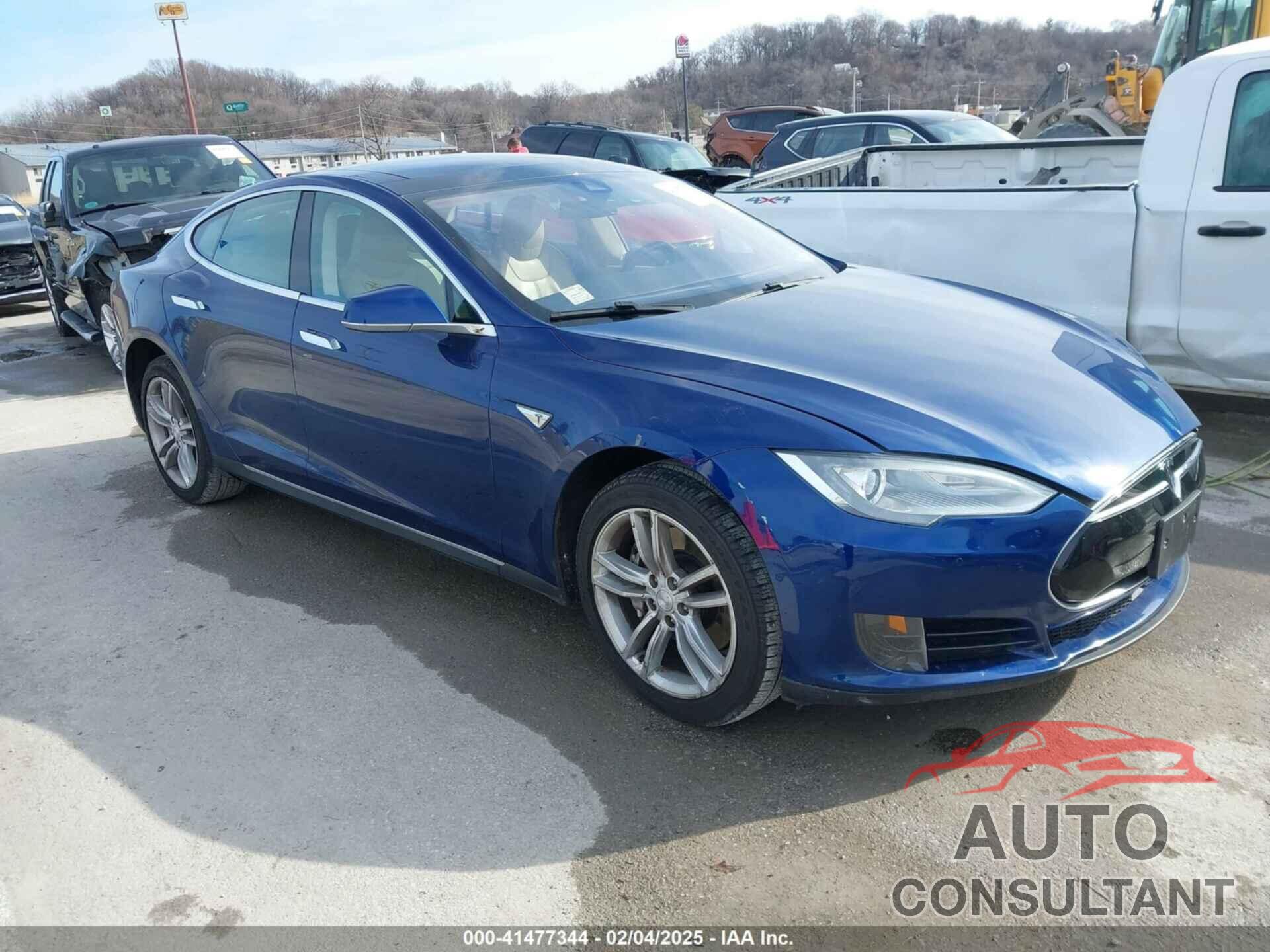 TESLA MODEL S 2015 - 5YJSA1S25FF087639