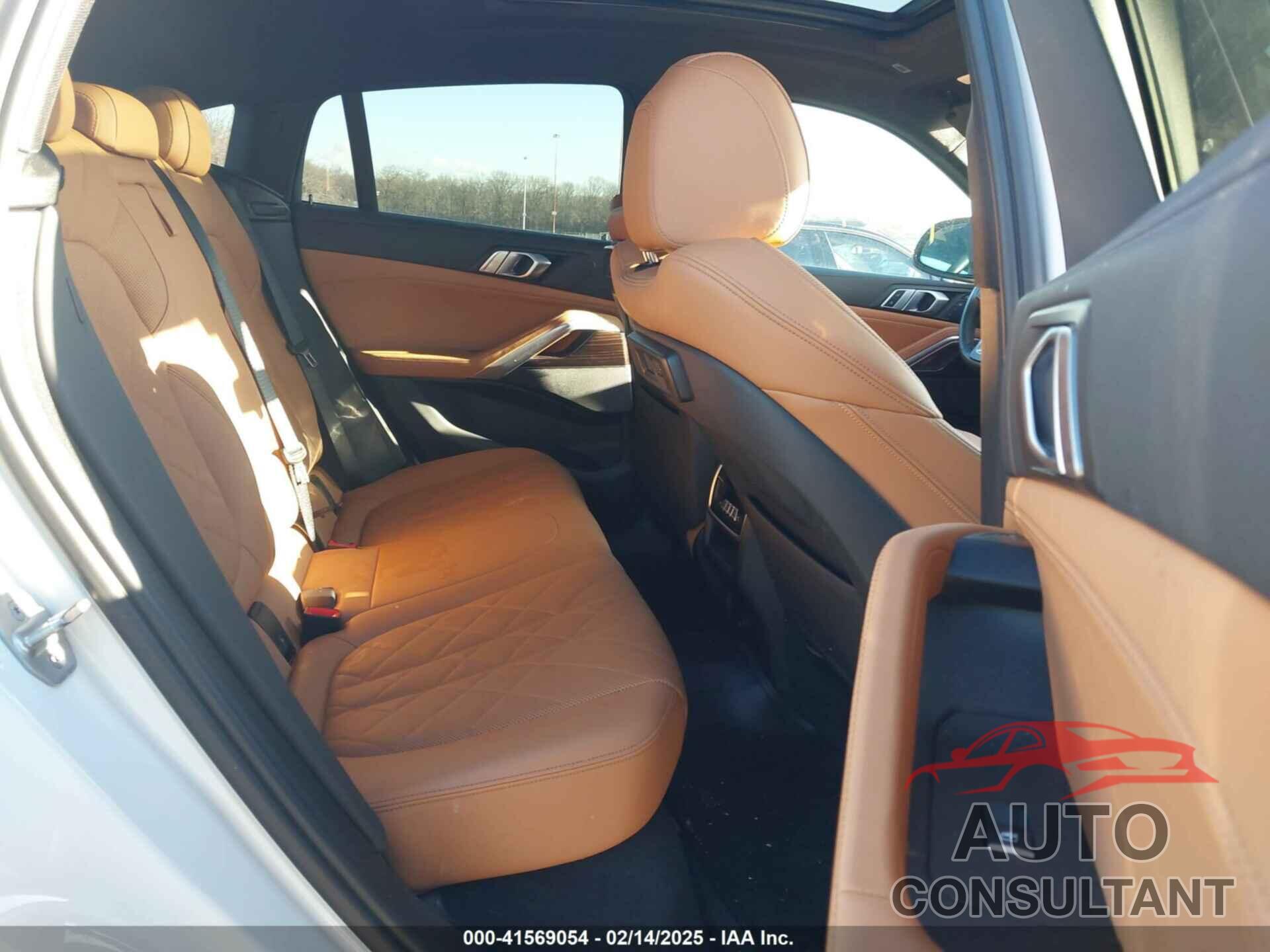BMW X6 2023 - 5UXCY6C02P9P45373
