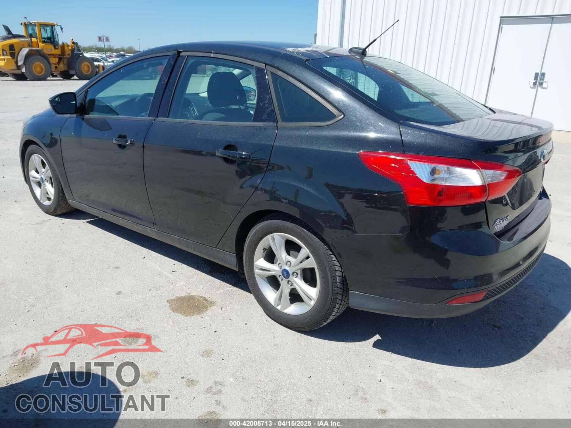 FORD FOCUS 2014 - 1FADP3F23EL218100
