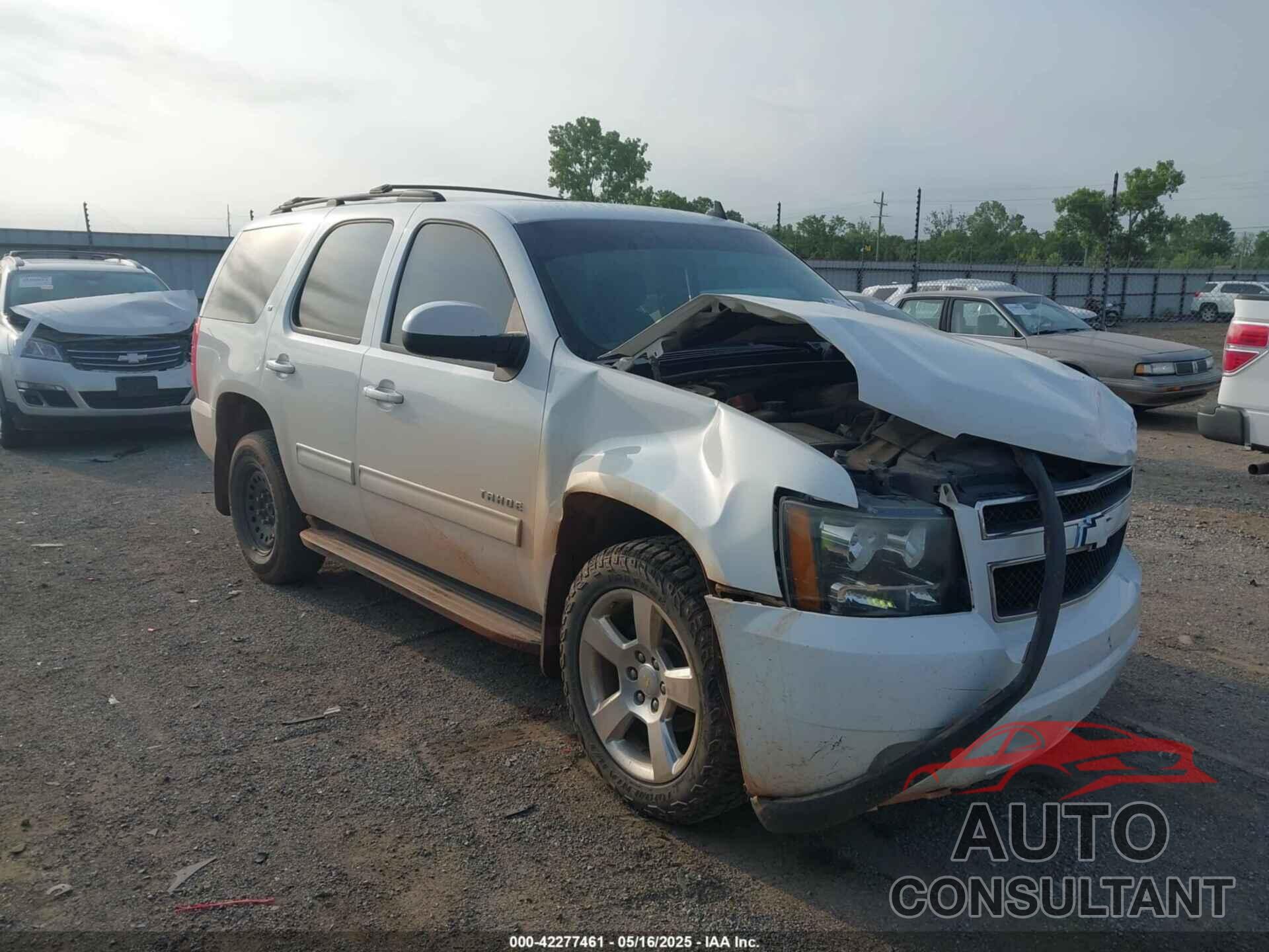 CHEVROLET TAHOE 2014 - 1GNSKBE01ER240904