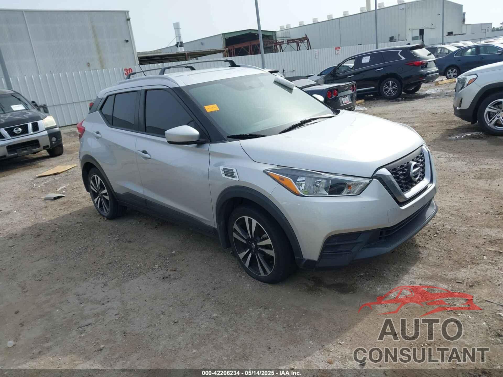 NISSAN KICKS 2018 - 3N1CP5CU4JL522920