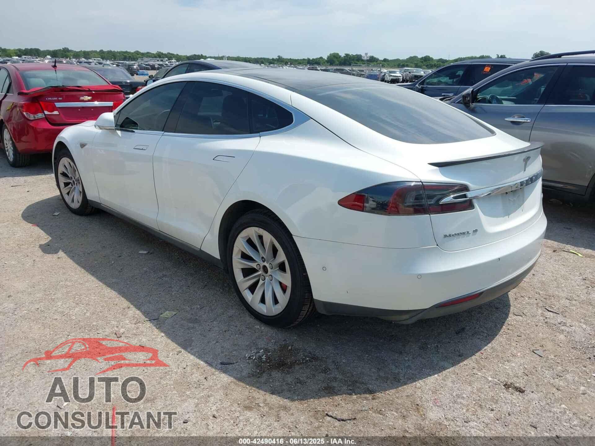 TESLA MODEL S 2014 - 5YJSA1H21EFP68208
