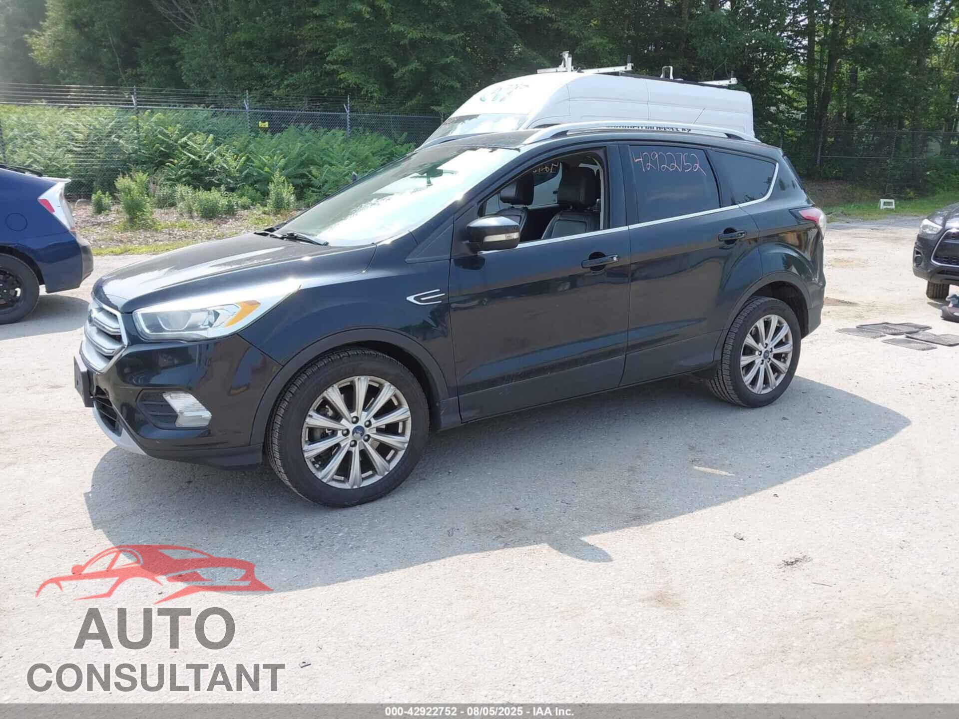 FORD ESCAPE 2017 - 1FMCU9JD0HUC86391