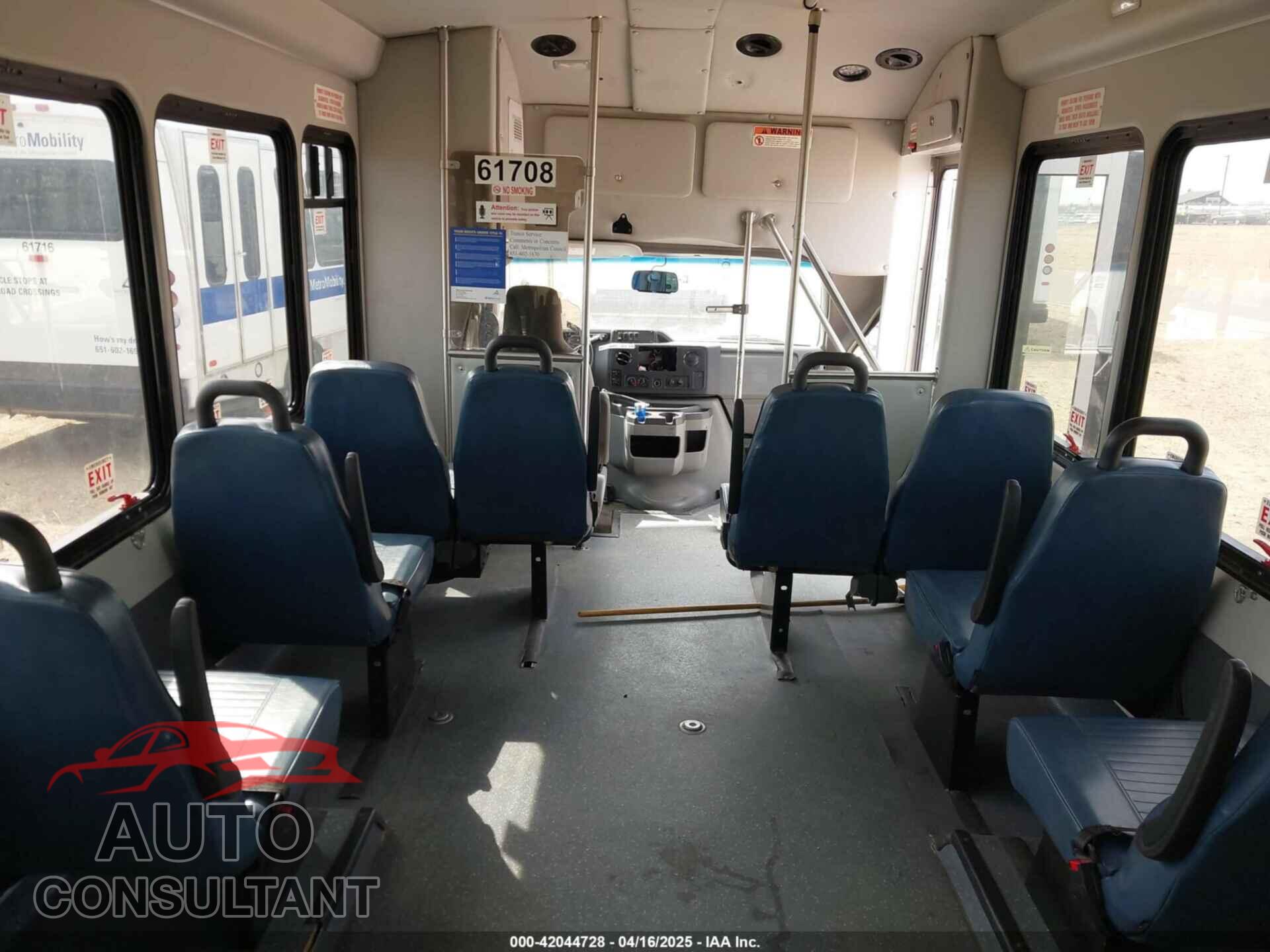 FORD E-450 CUTAWAY 2019 - 1FDFE4FS6KDC32055