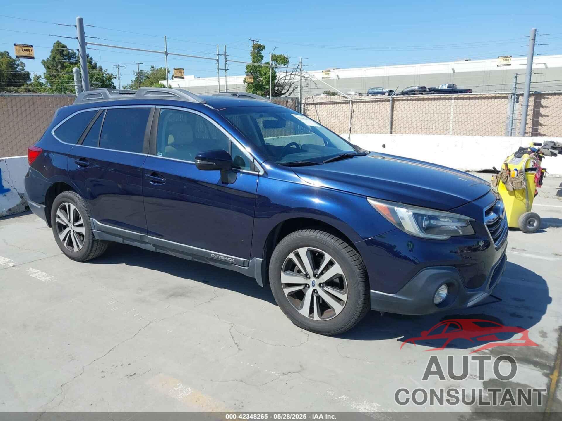 SUBARU OUTBACK 2018 - 4S4BSENC3J3203883
