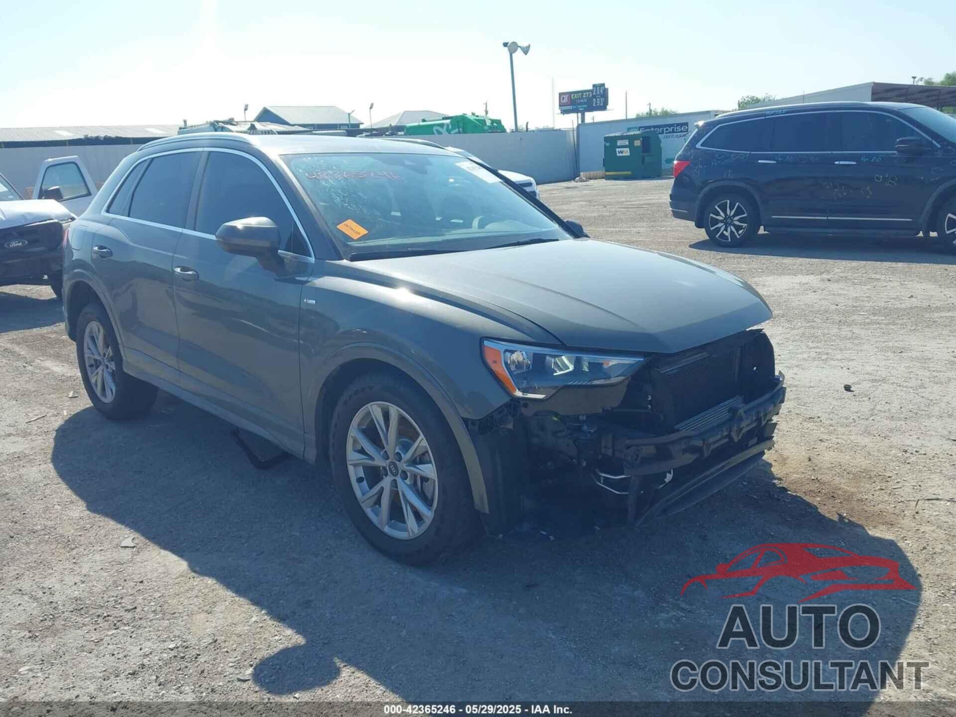 AUDI Q3 2022 - WA1DECF32N1023989