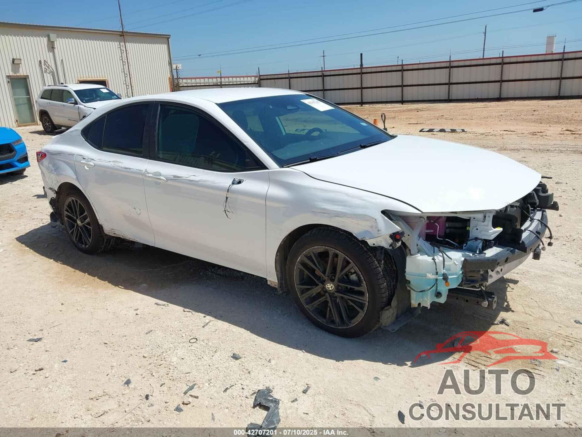 TOYOTA CAMRY 2025 - 4T1DAACK6SU535228