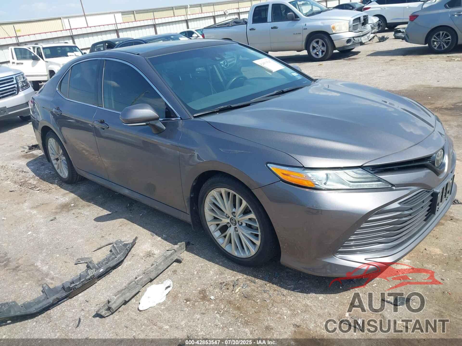 TOYOTA CAMRY 2019 - 4T1B11HK5KU732035
