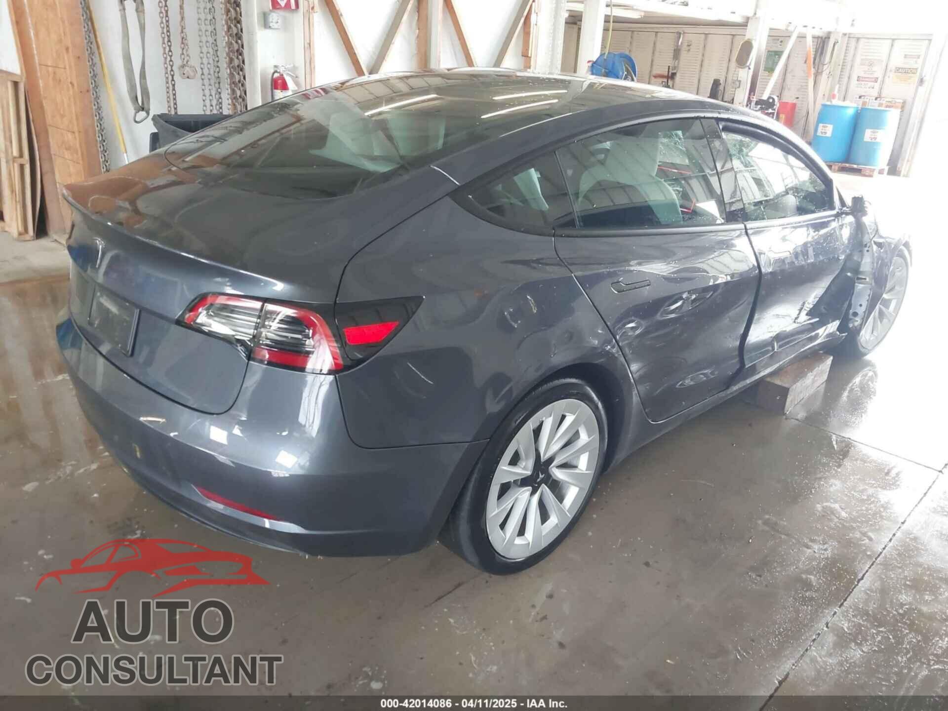 TESLA MODEL 3 2023 - 5YJ3E1EA2PF591661