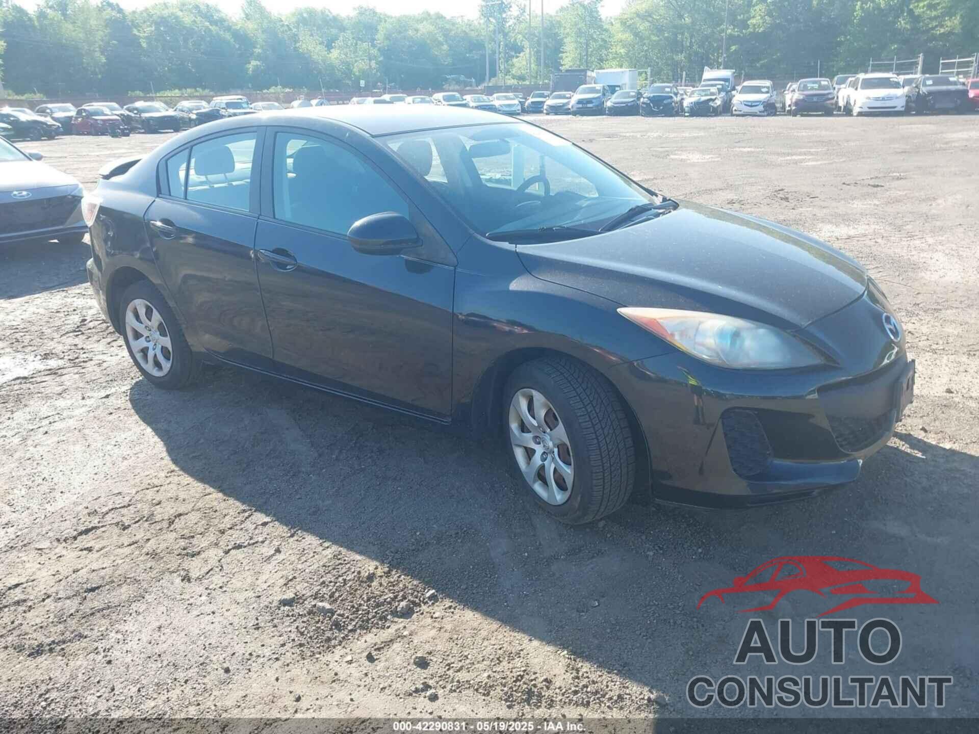 MAZDA MAZDA3 2013 - JM1BL1UPXD1825301