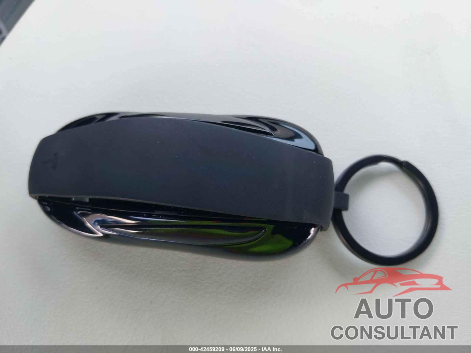 TESLA MODEL X 2022 - 7SAXCAE54NF359105