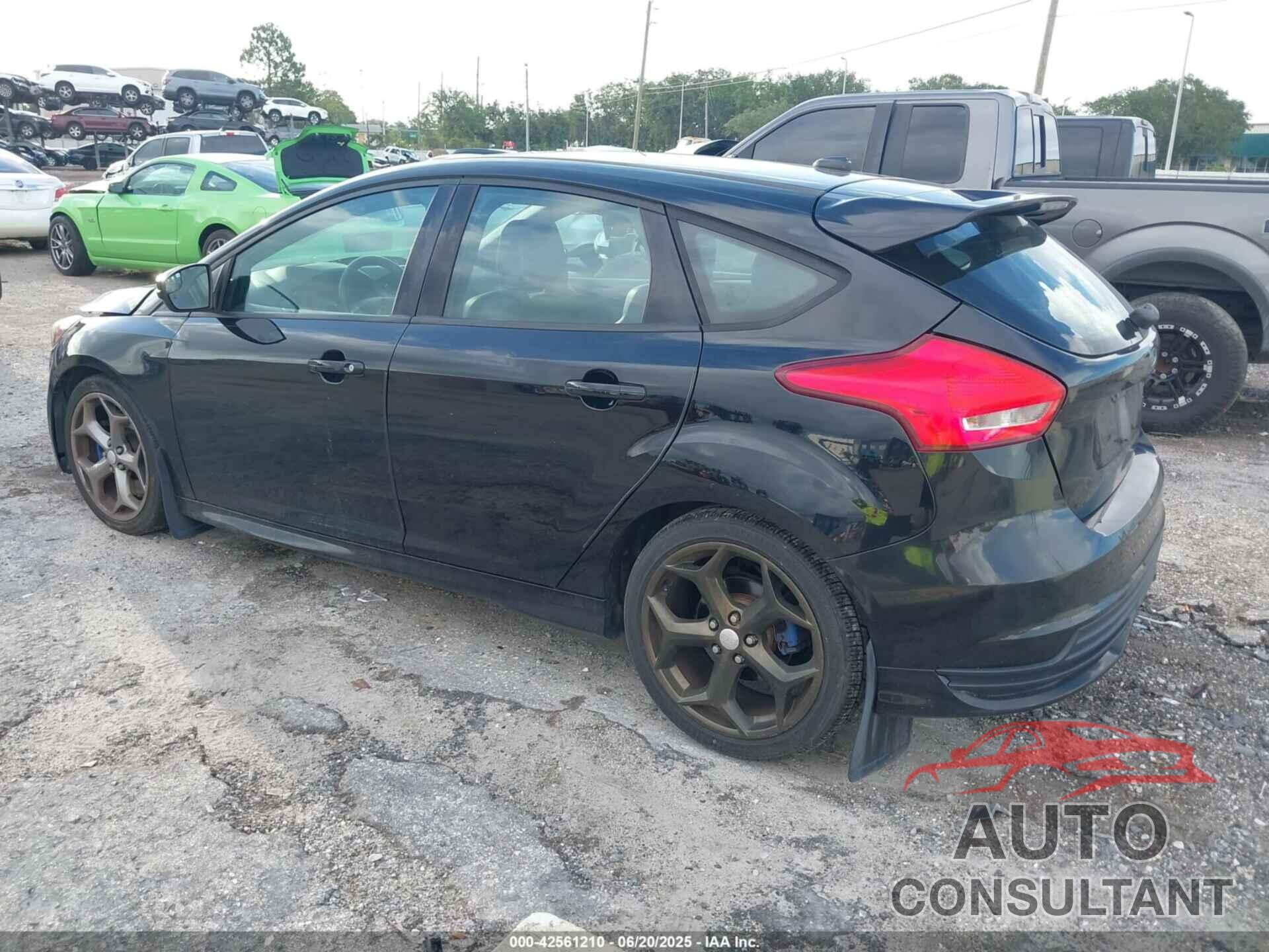 FORD FOCUS ST 2017 - 1FADP3L92HL234049