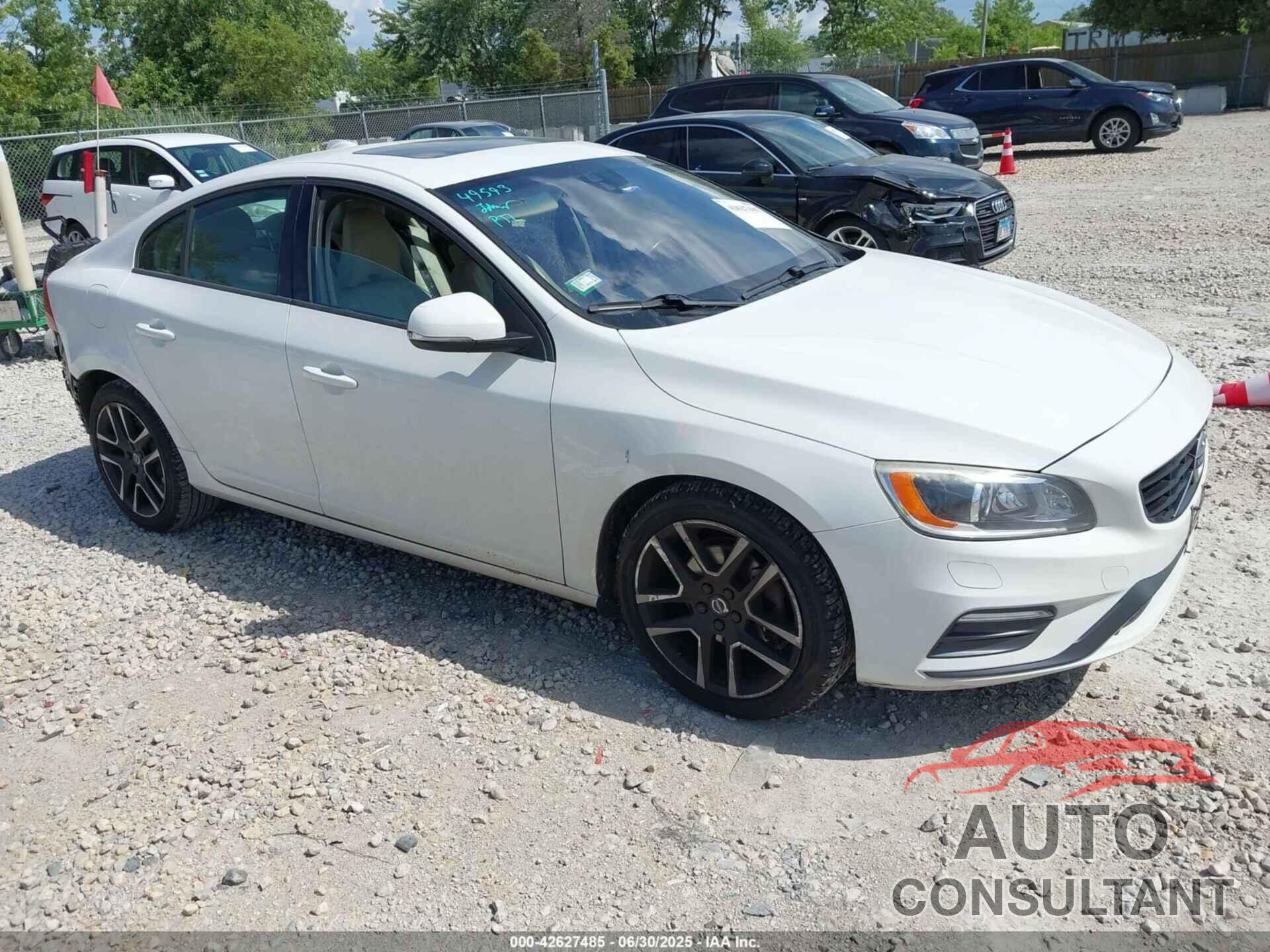VOLVO S60 2017 - YV126MFLXH2422979