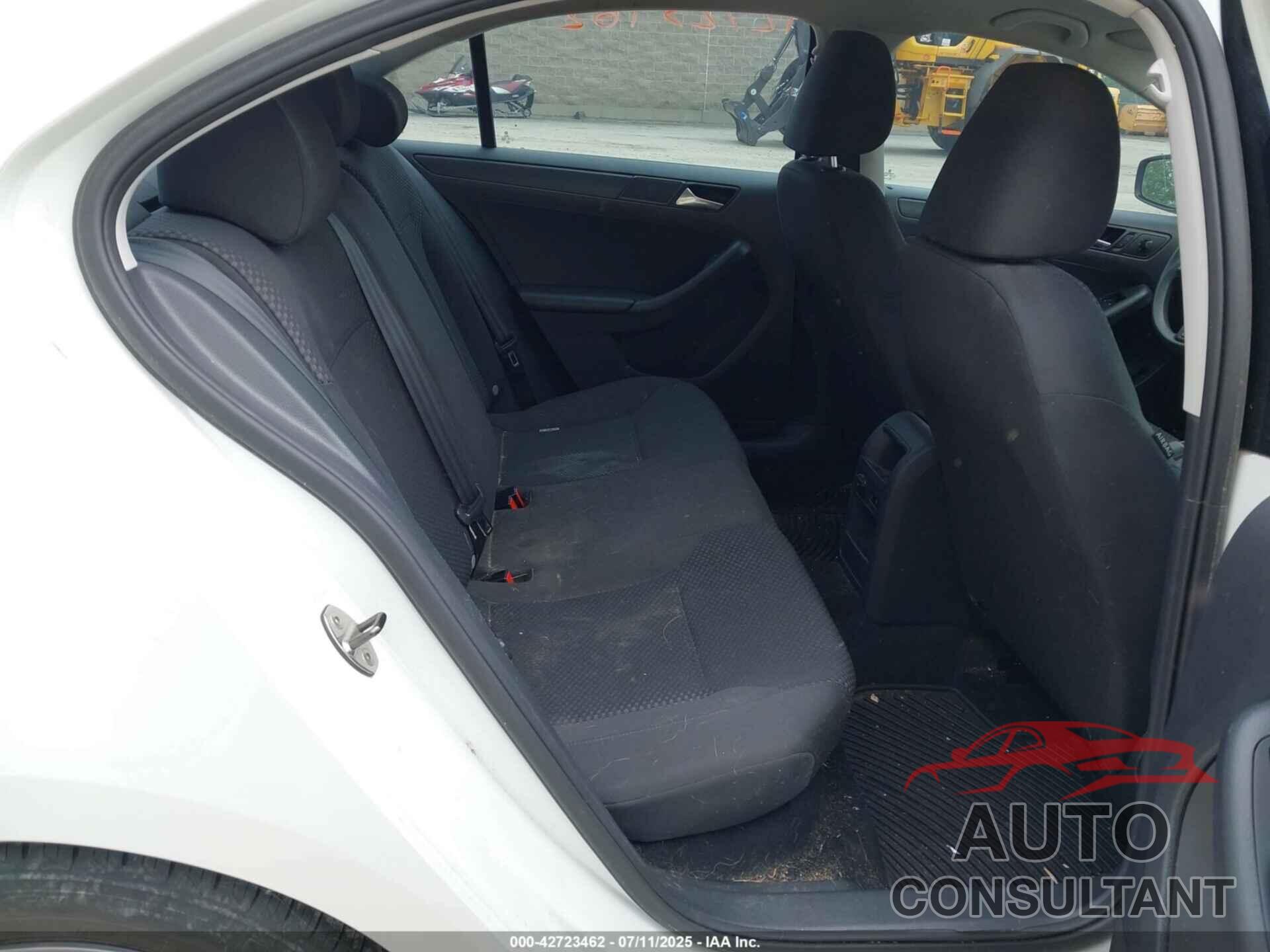 VOLKSWAGEN JETTA 2014 - 3VWLL7AJ3EM330267