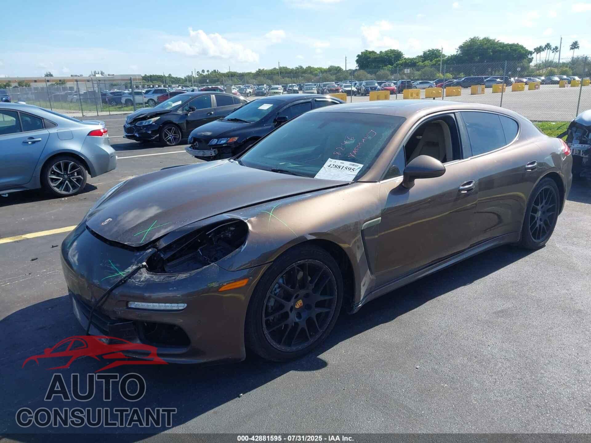 PORSCHE PANAMERA 2015 - WP0AA2A70FL001374
