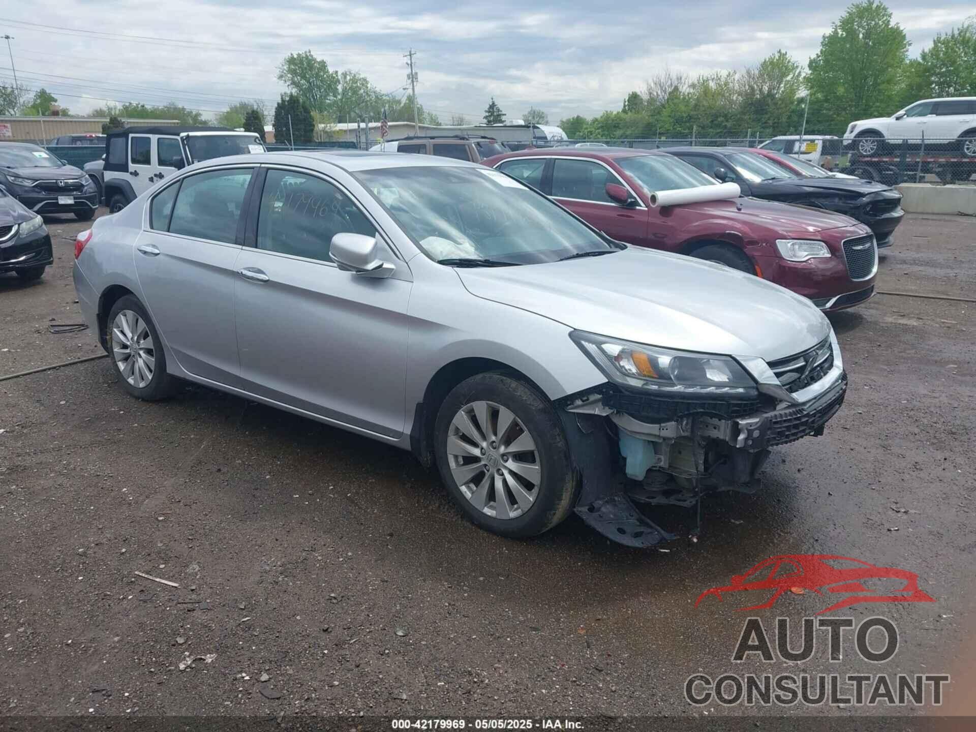HONDA ACCORD 2013 - 1HGCR3F89DA012506