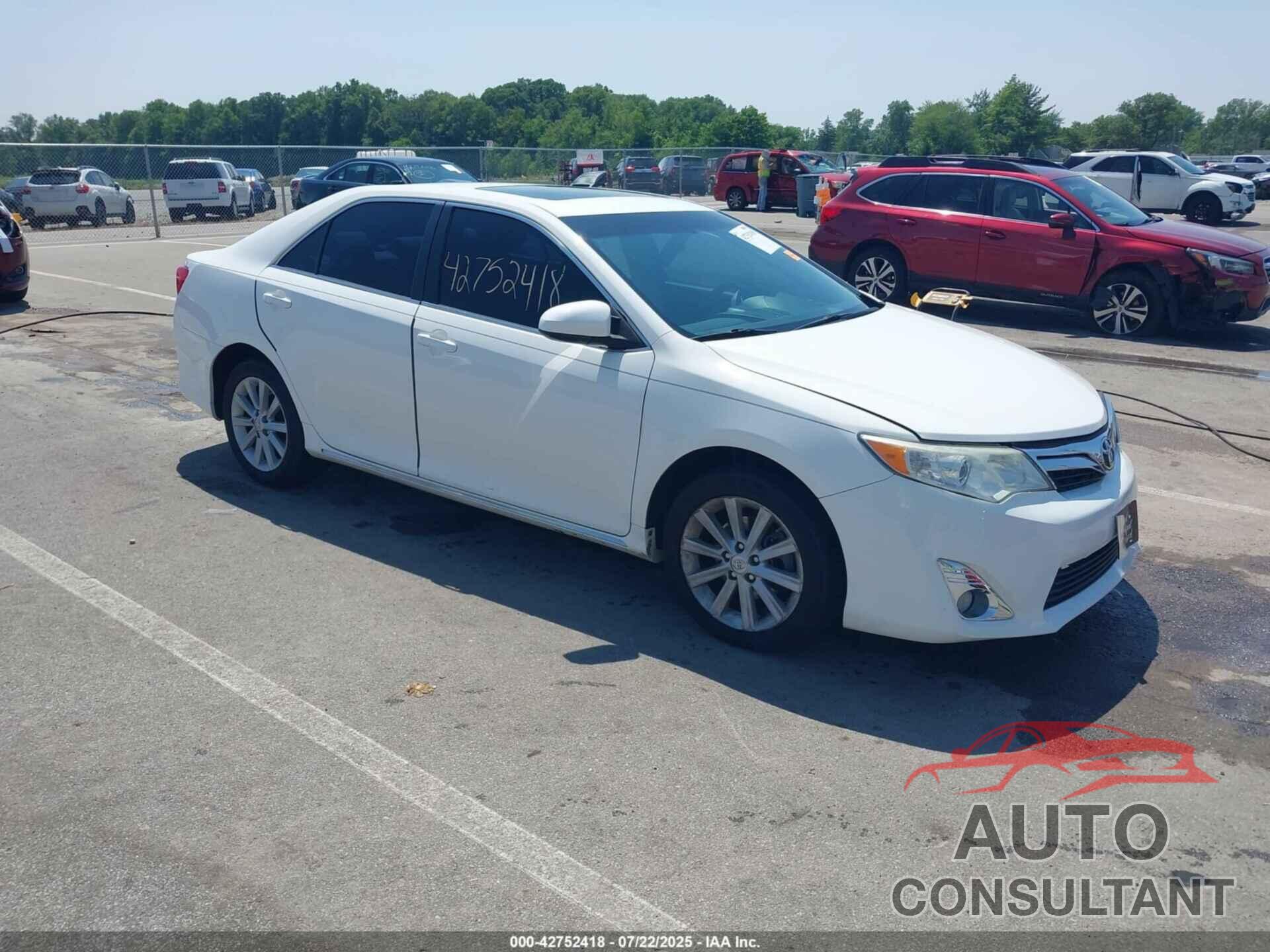 TOYOTA CAMRY 2014 - 4T4BF1FK9ER345101