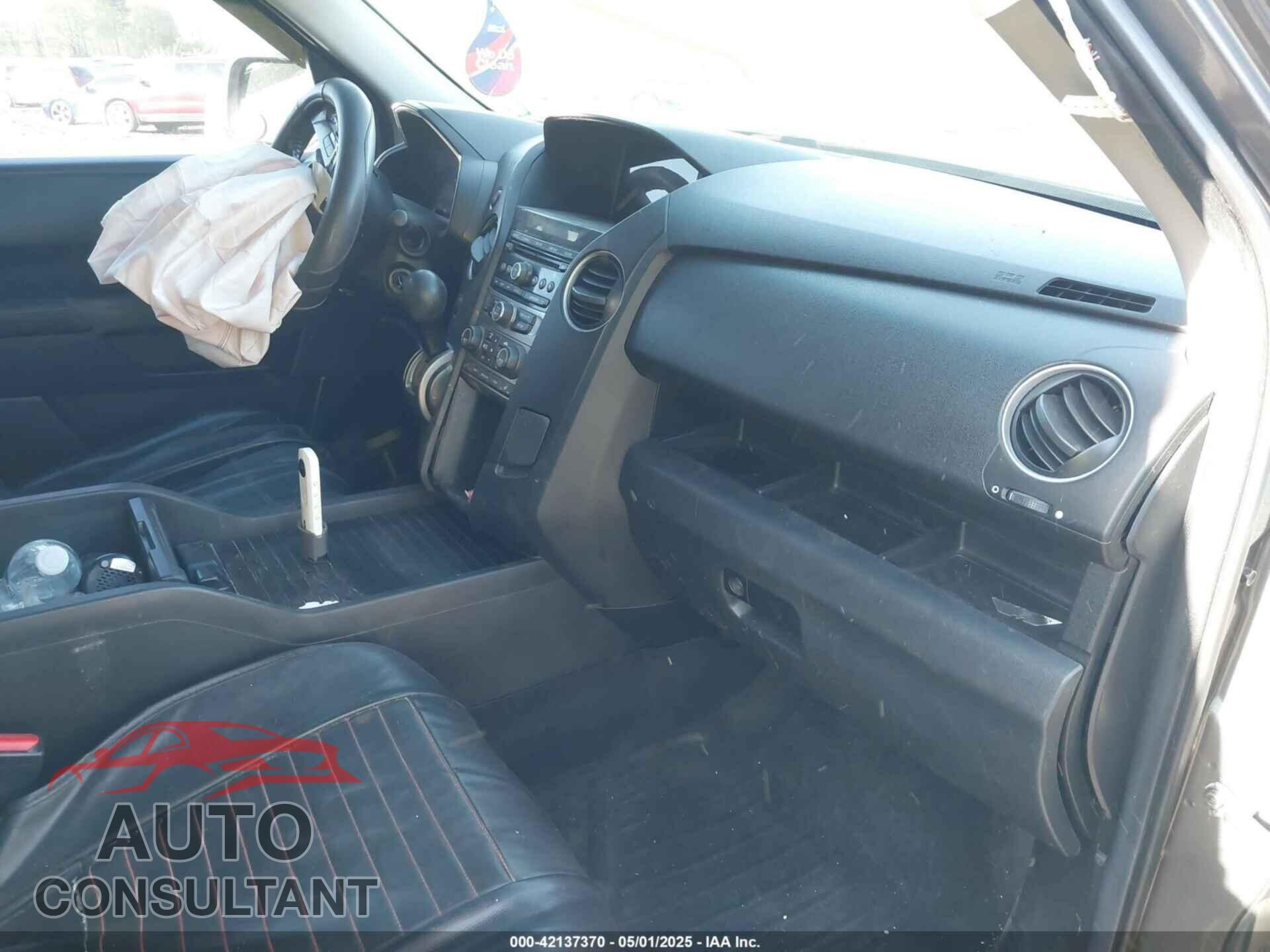 HONDA PILOT 2013 - 5FNYF4H58DB009660