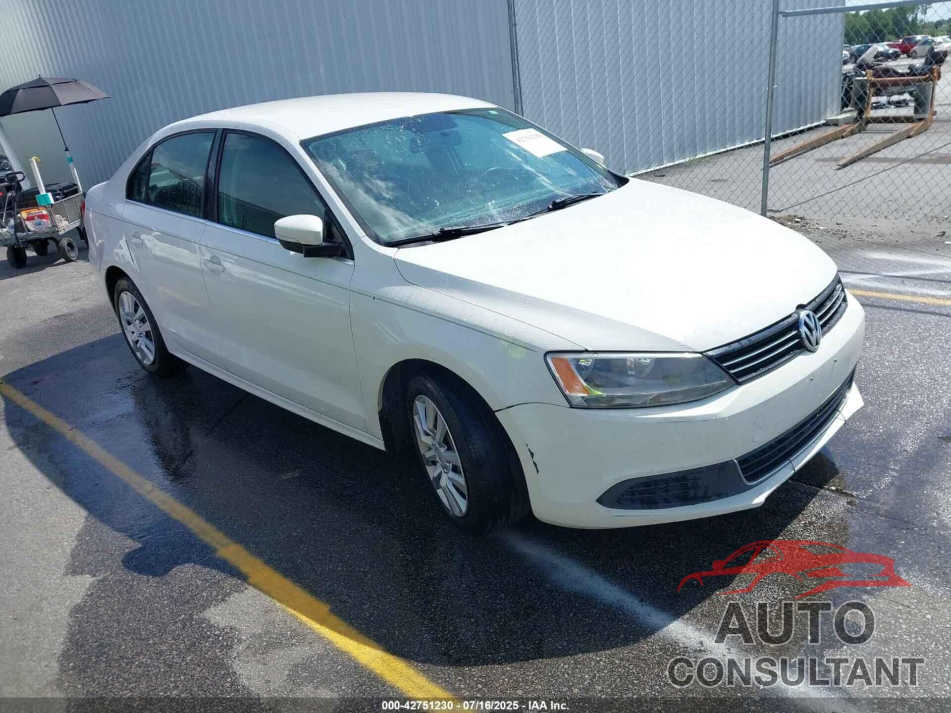 VOLKSWAGEN JETTA 2013 - 3VWDP7AJ1DM417060