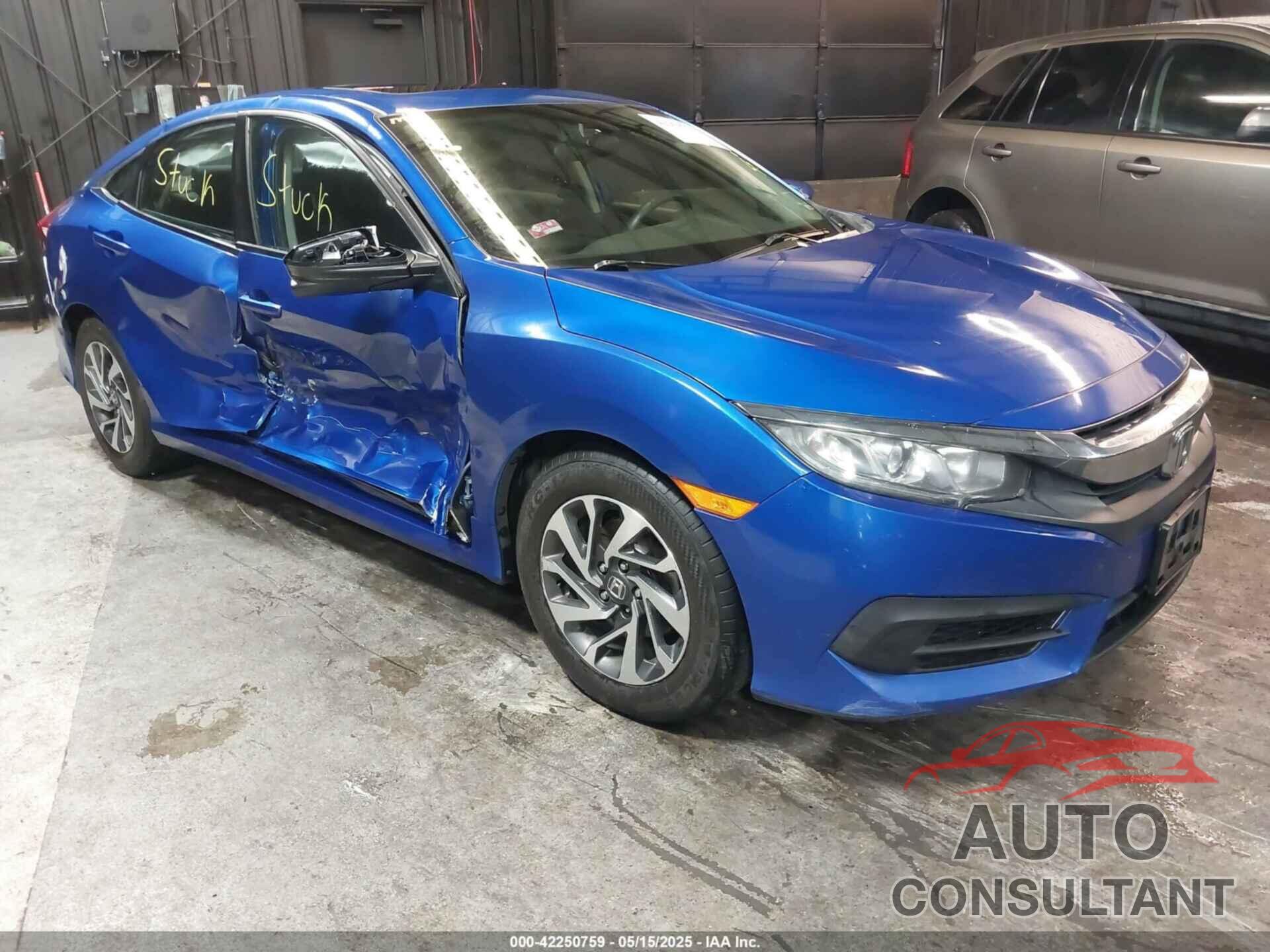 HONDA CIVIC 2017 - 2HGFC2F71HH511341