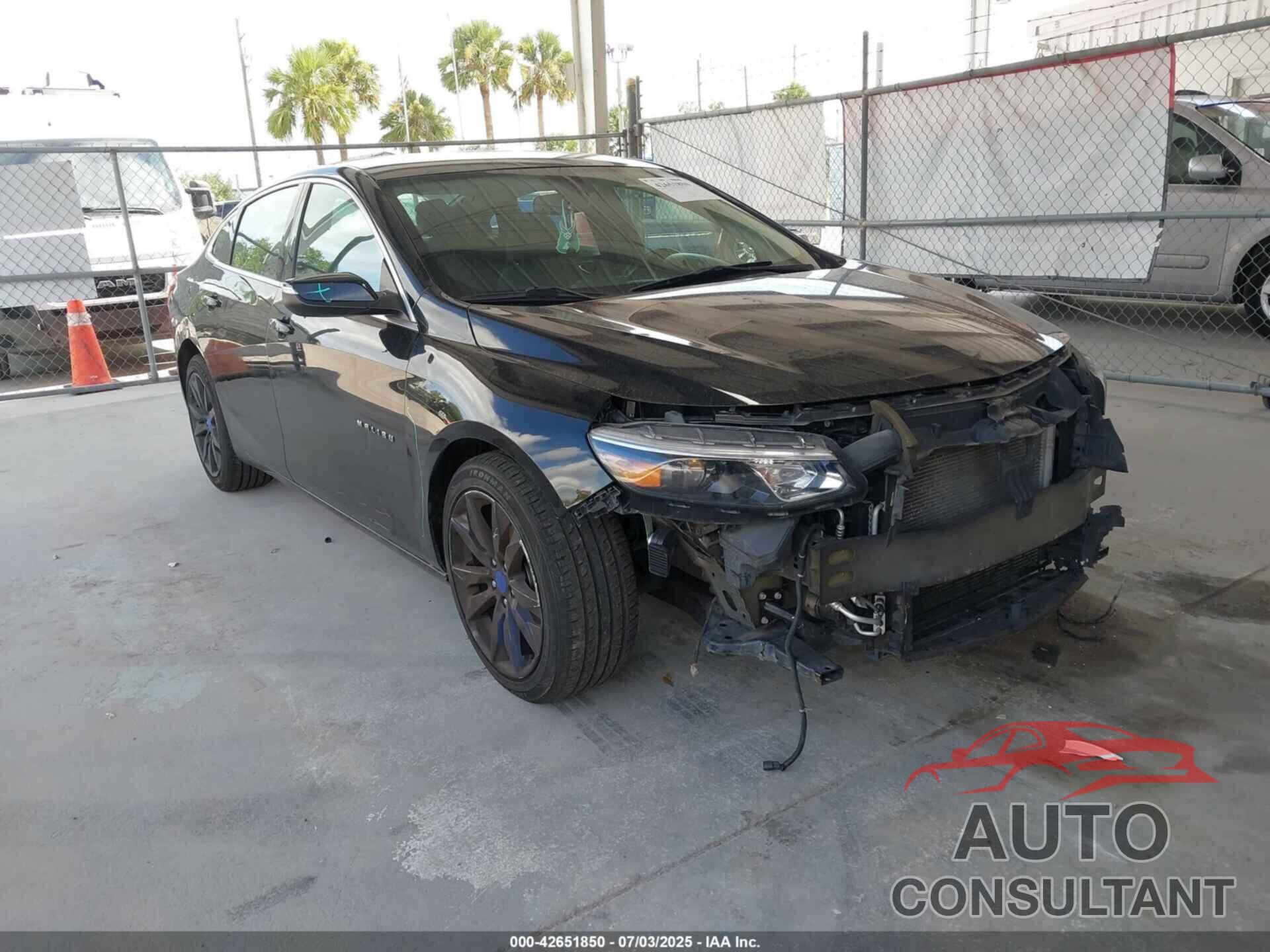 CHEVROLET MALIBU 2018 - 1G1ZD5ST8JF278765