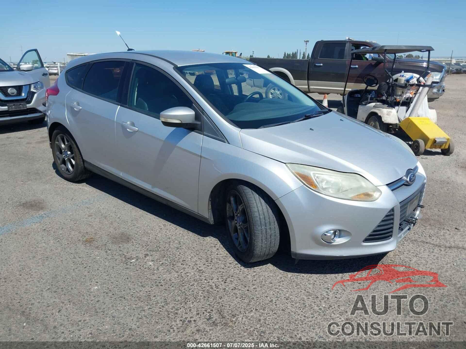 FORD FOCUS 2013 - 1FADP3K27DL296495