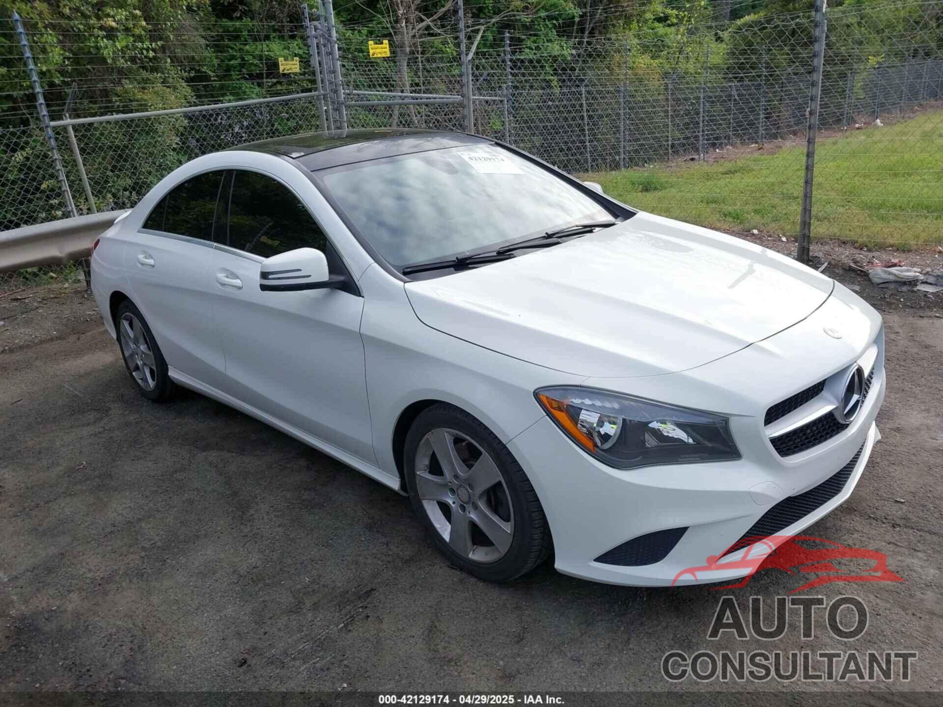 MERCEDES-BENZ CLA 250 2016 - WDDSJ4EB4GN338592