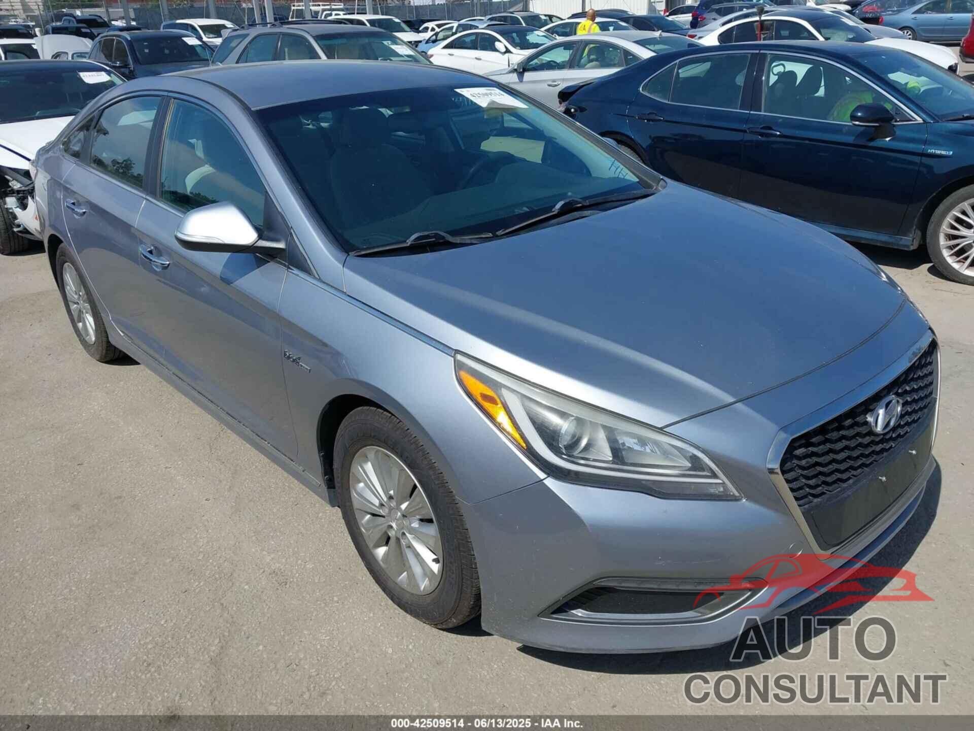 HYUNDAI SONATA HYBRID 2016 - KMHE24L19GA026043