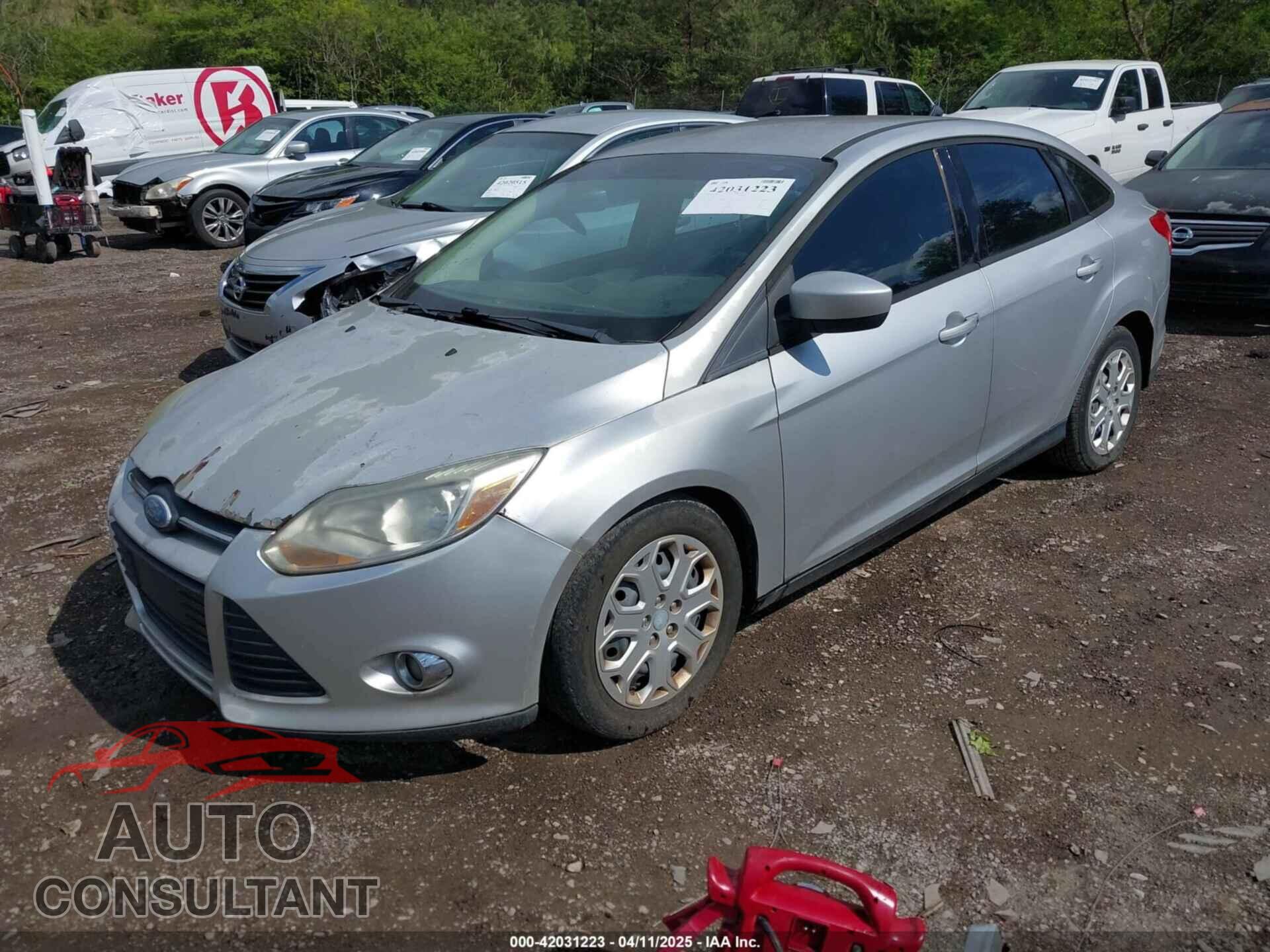 FORD FOCUS 2012 - 1FAHP3F22CL115877