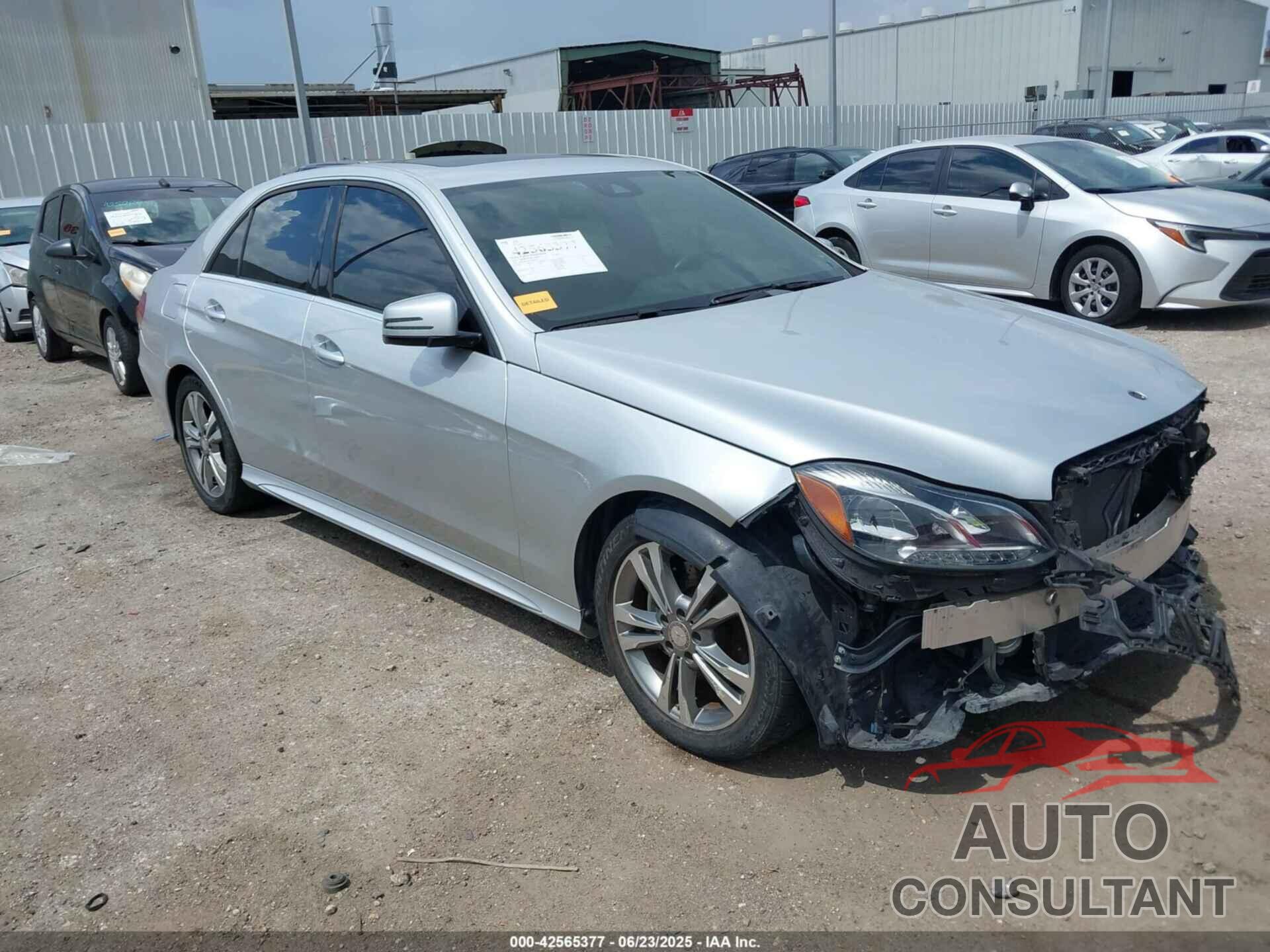 MERCEDES-BENZ E 350 2015 - WDDHF5KB2FB107227