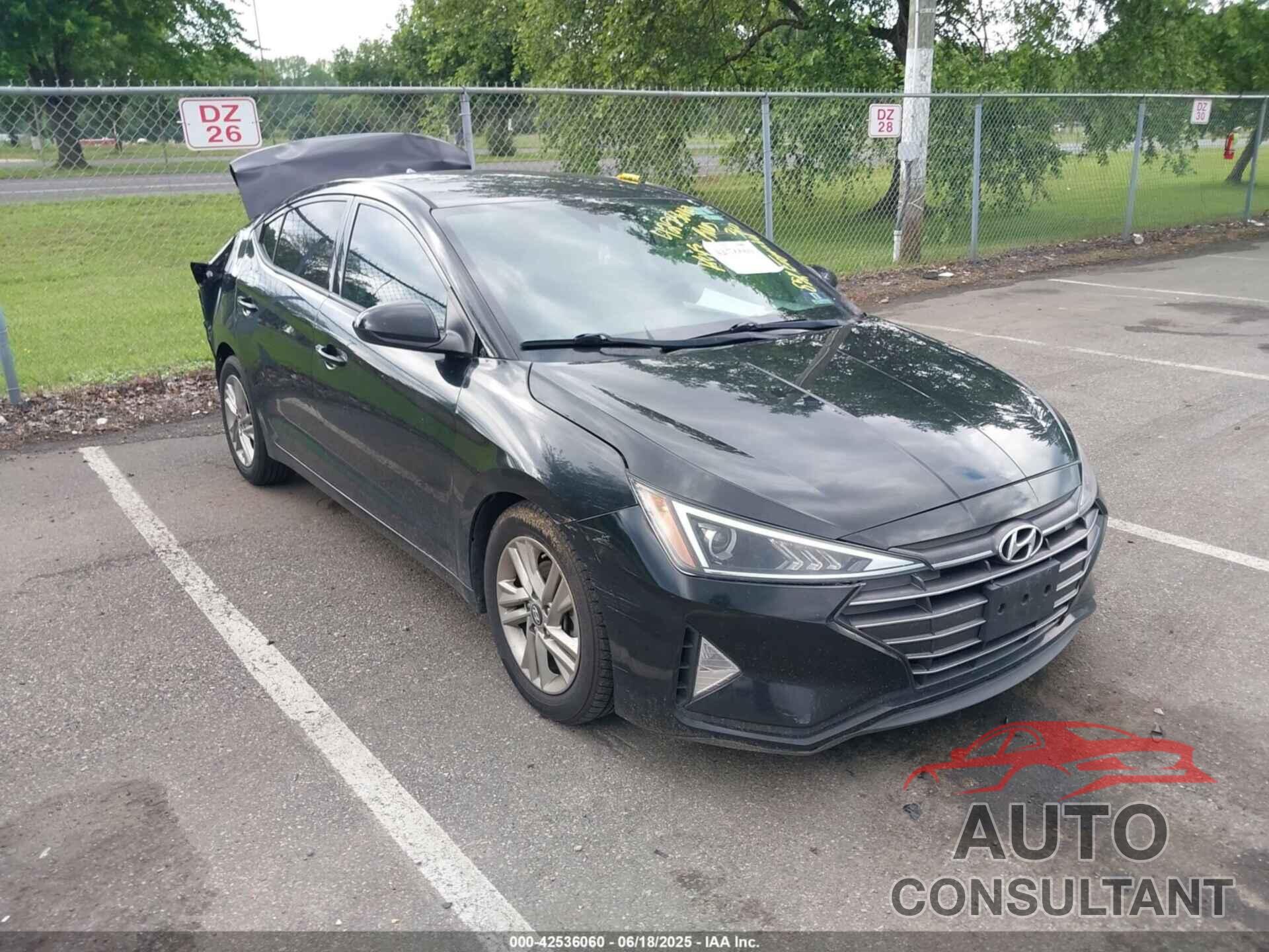 HYUNDAI ELANTRA 2019 - 5NPD84LF6KH441705