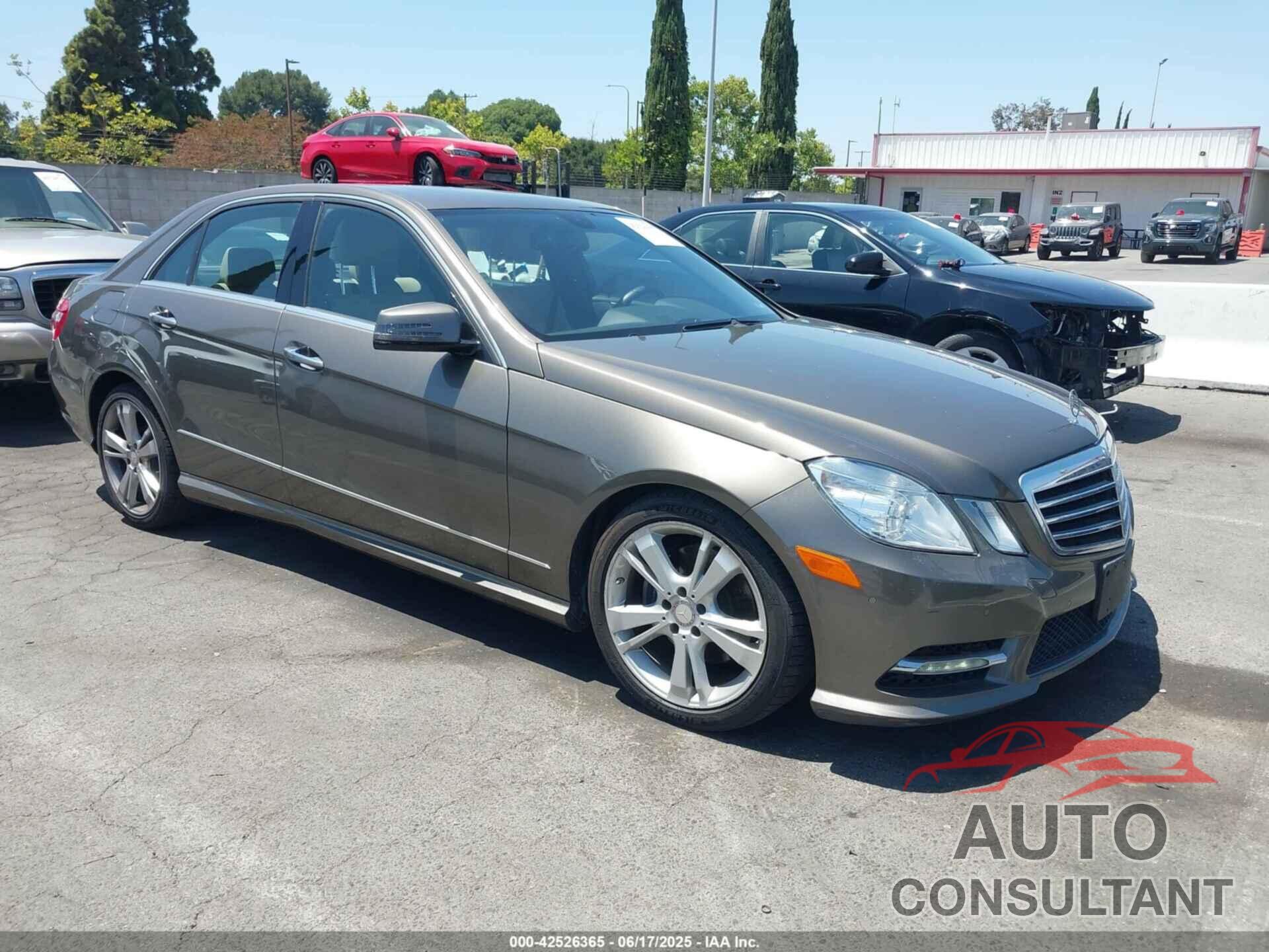 MERCEDES-BENZ E 350 2013 - WDDHF5KB3DA767988
