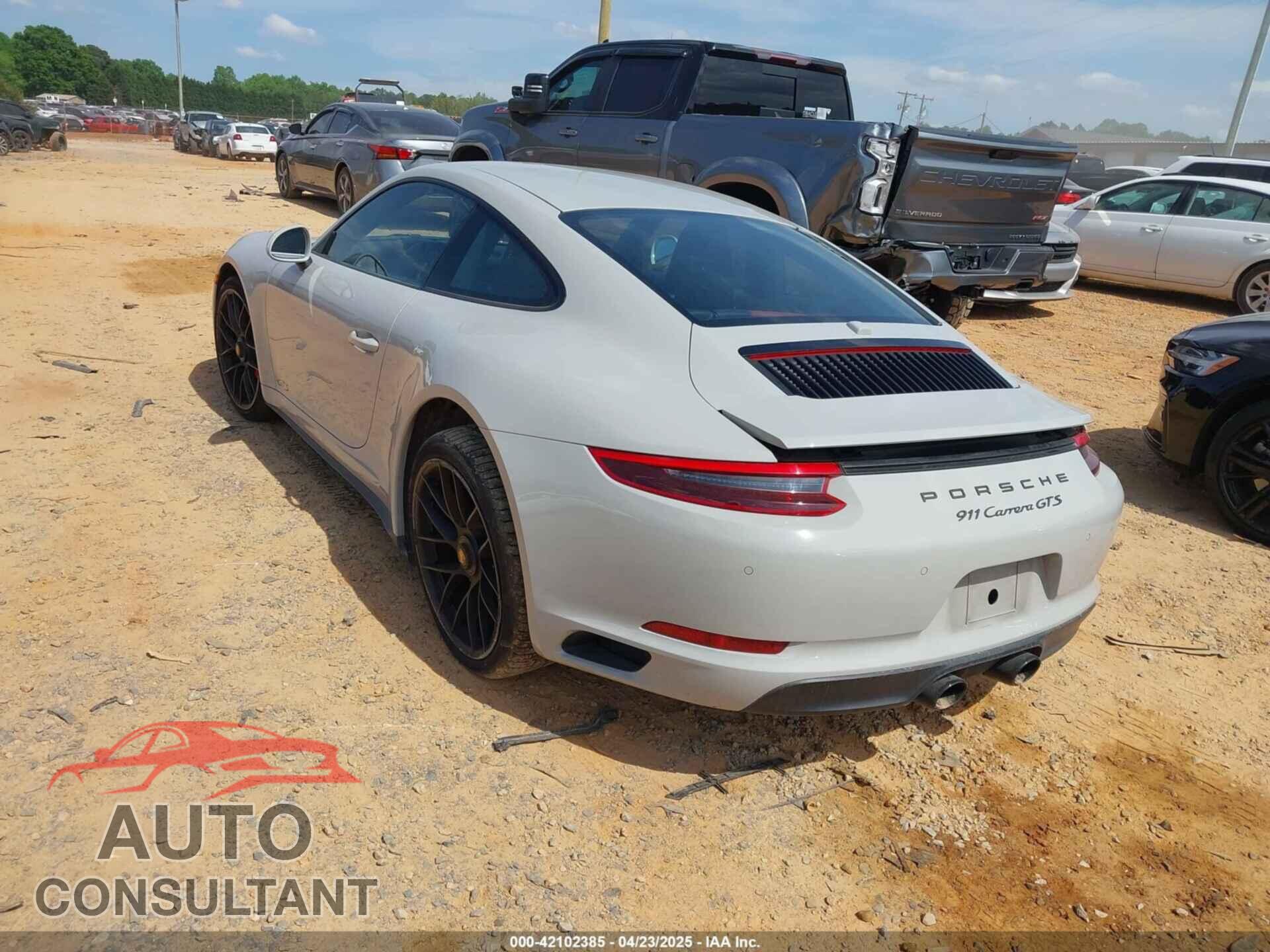 PORSCHE 911 2018 - WP0AB2A98JS123719