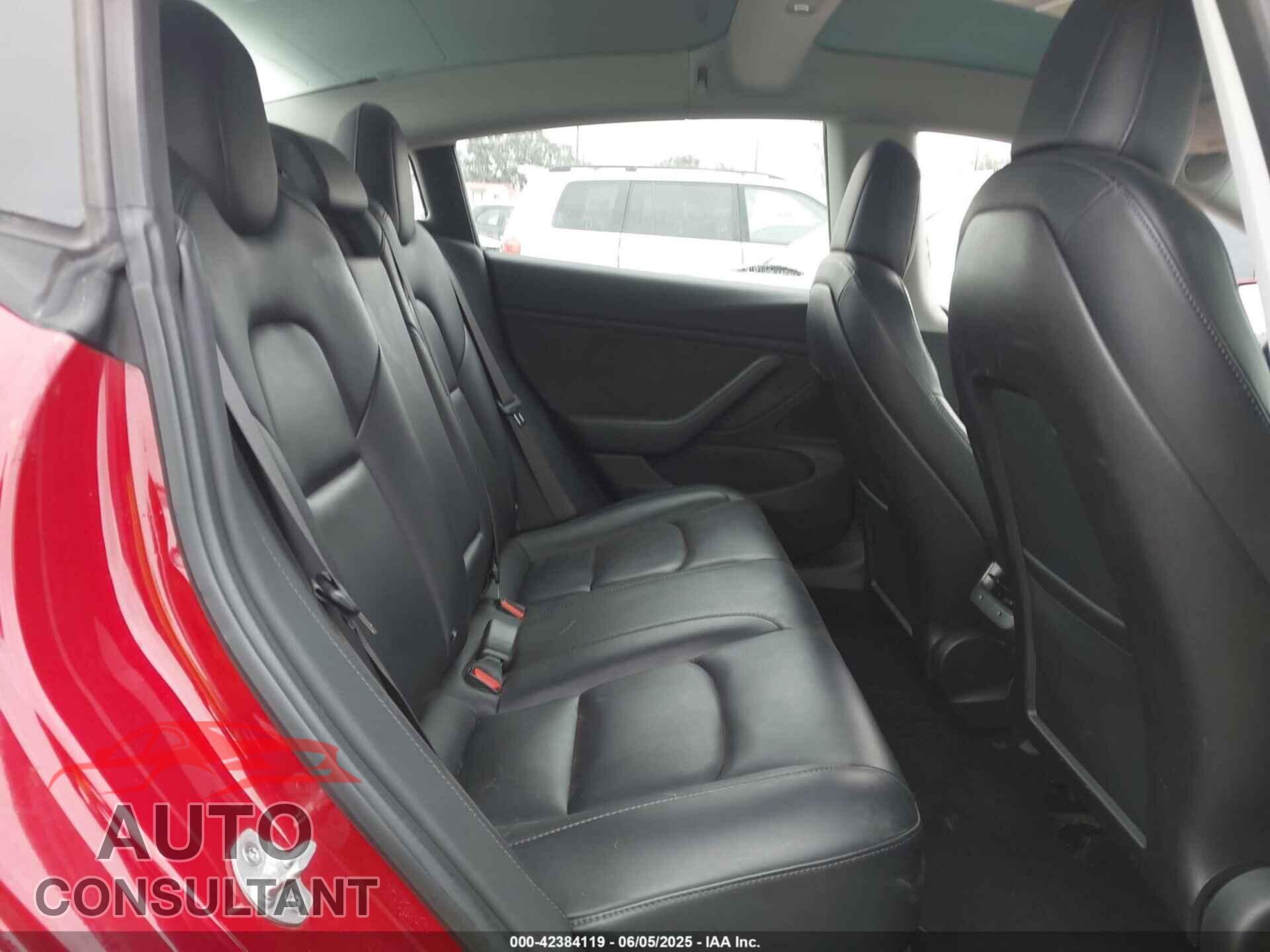 TESLA MODEL 3 2018 - 5YJ3E1EBXJF072776